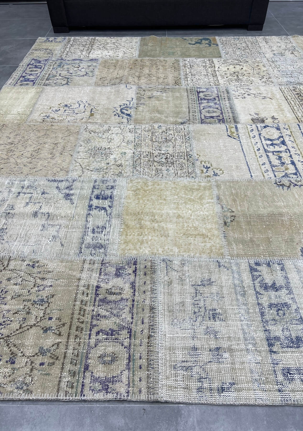 Kaliyah - Vintage Beige Patchwork Rug - kudenrugs