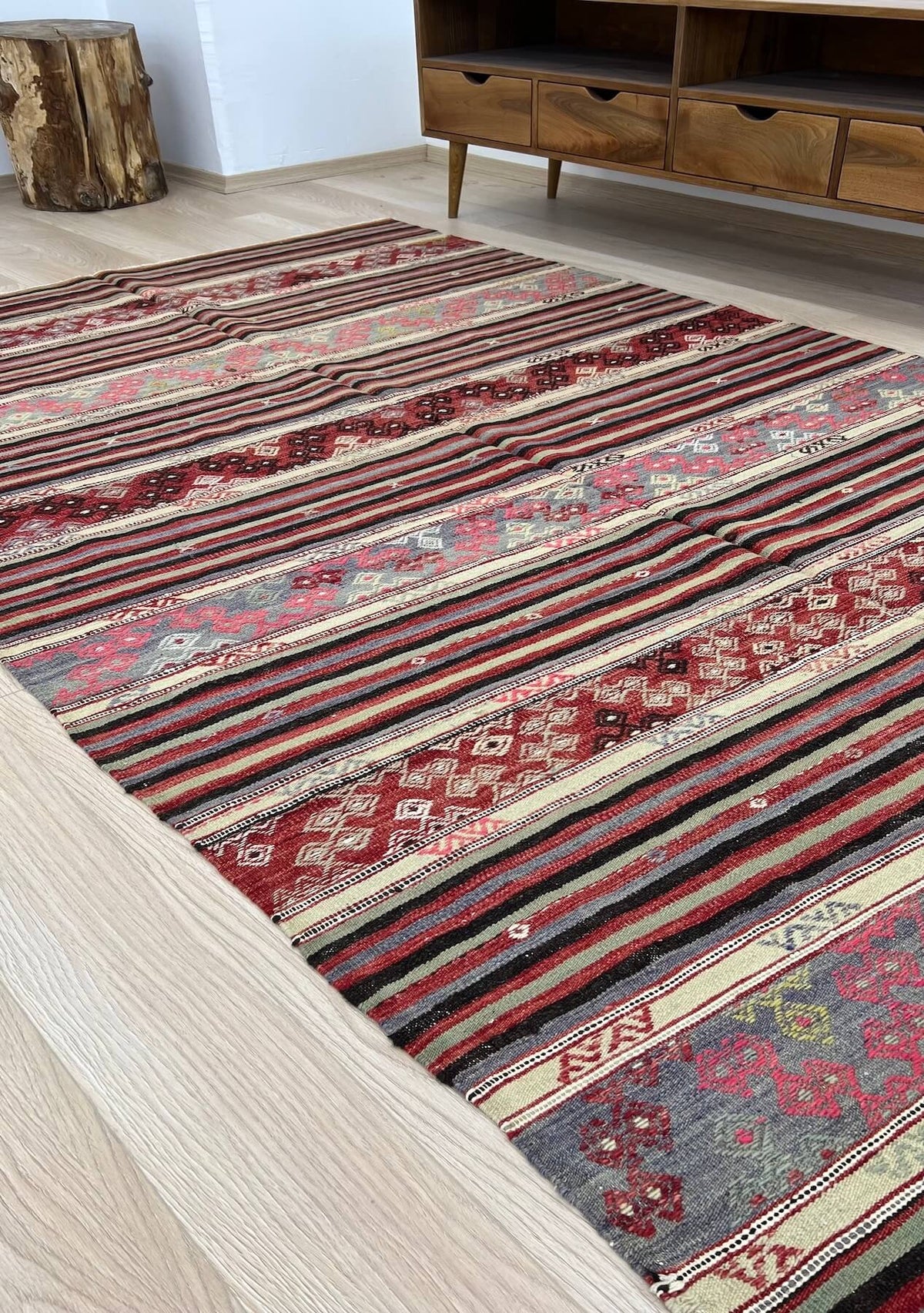 Kinsley - Multi Color Turkish Kilim Rug - kudenrugs