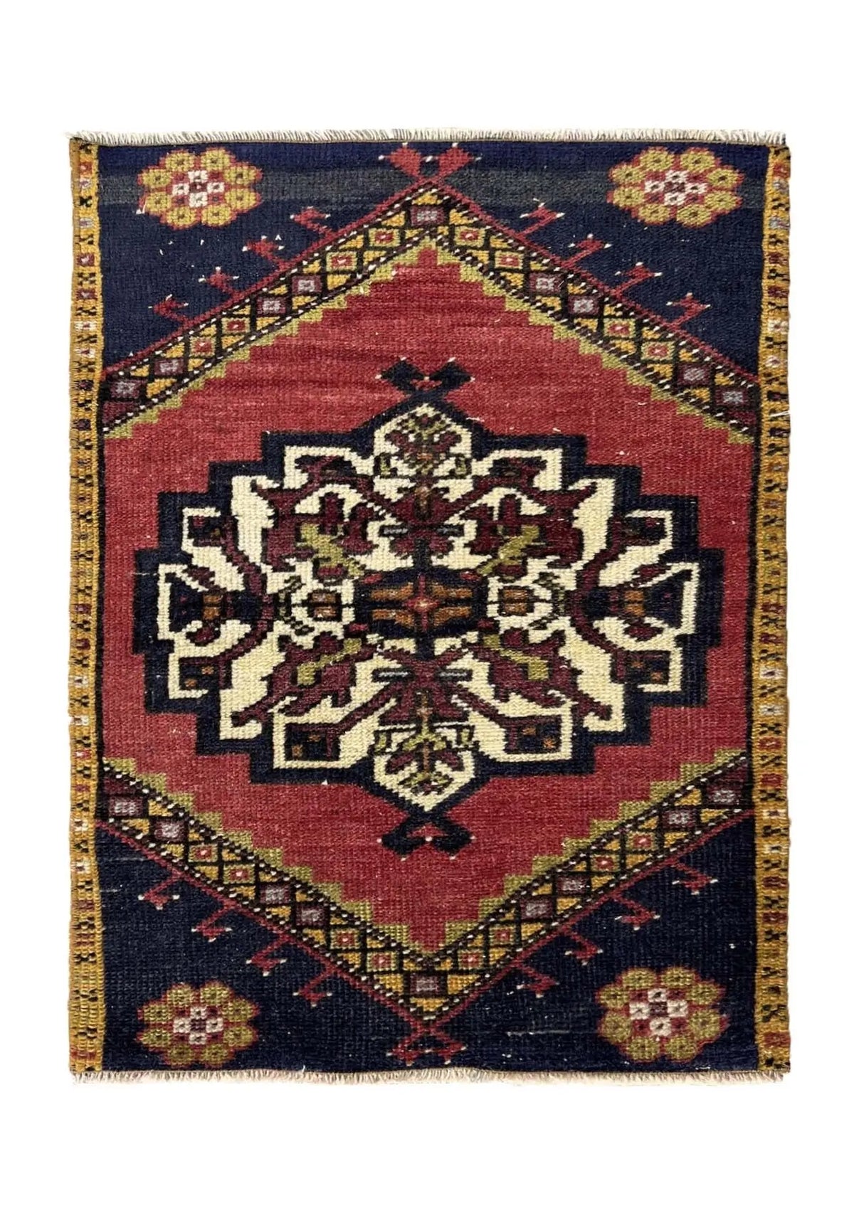 Lachell - Vintage Mini Red Area Rug - kudenrugs
