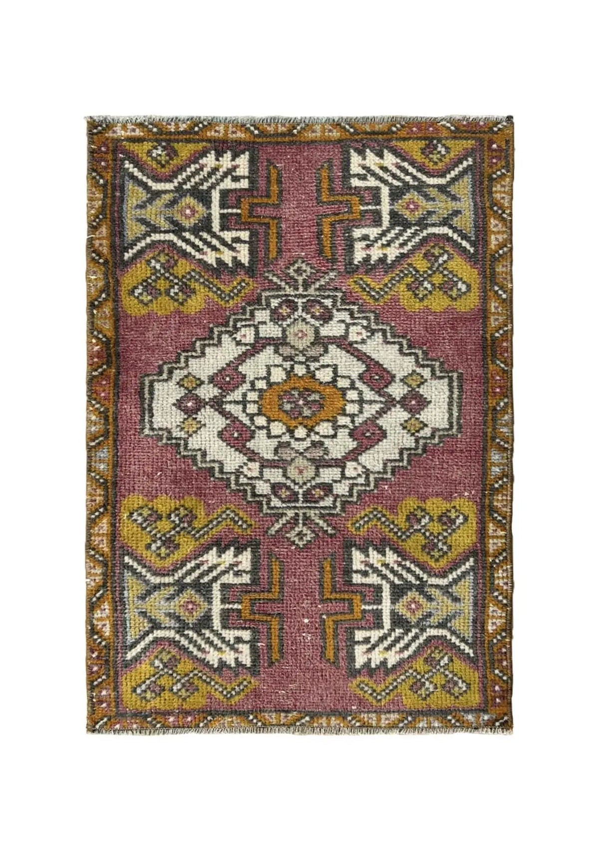 Lai - Vintage Mini Pink Area Rug - kudenrugs