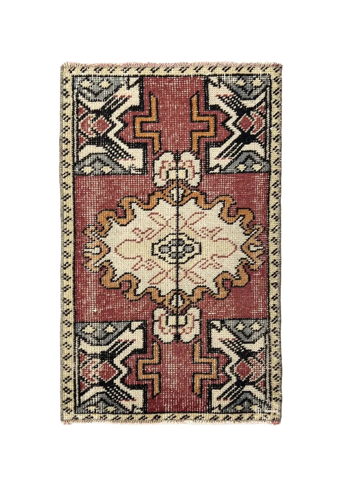 Lalisa - Vintage Mini Red Area Rug - kudenrugs