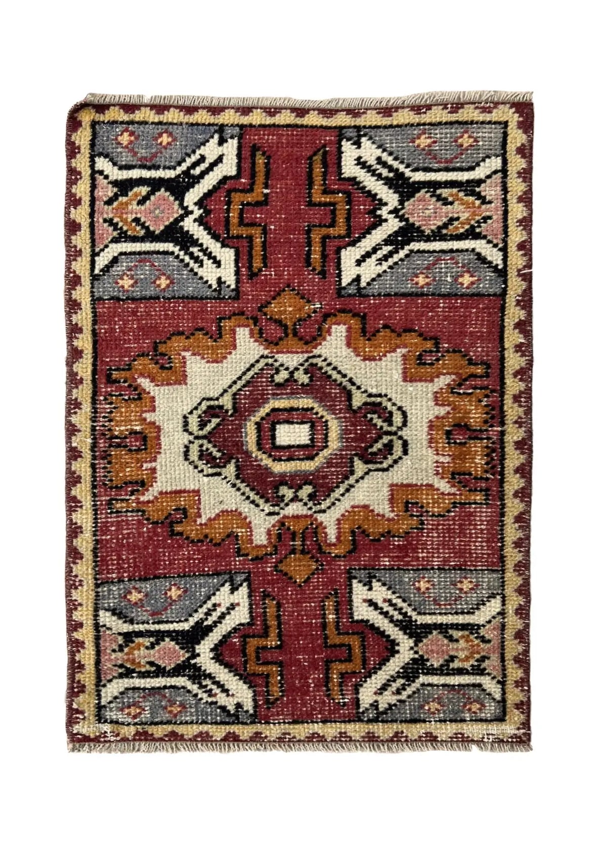 Lamees - Vintage Mini Red Area Rug - kudenrugs