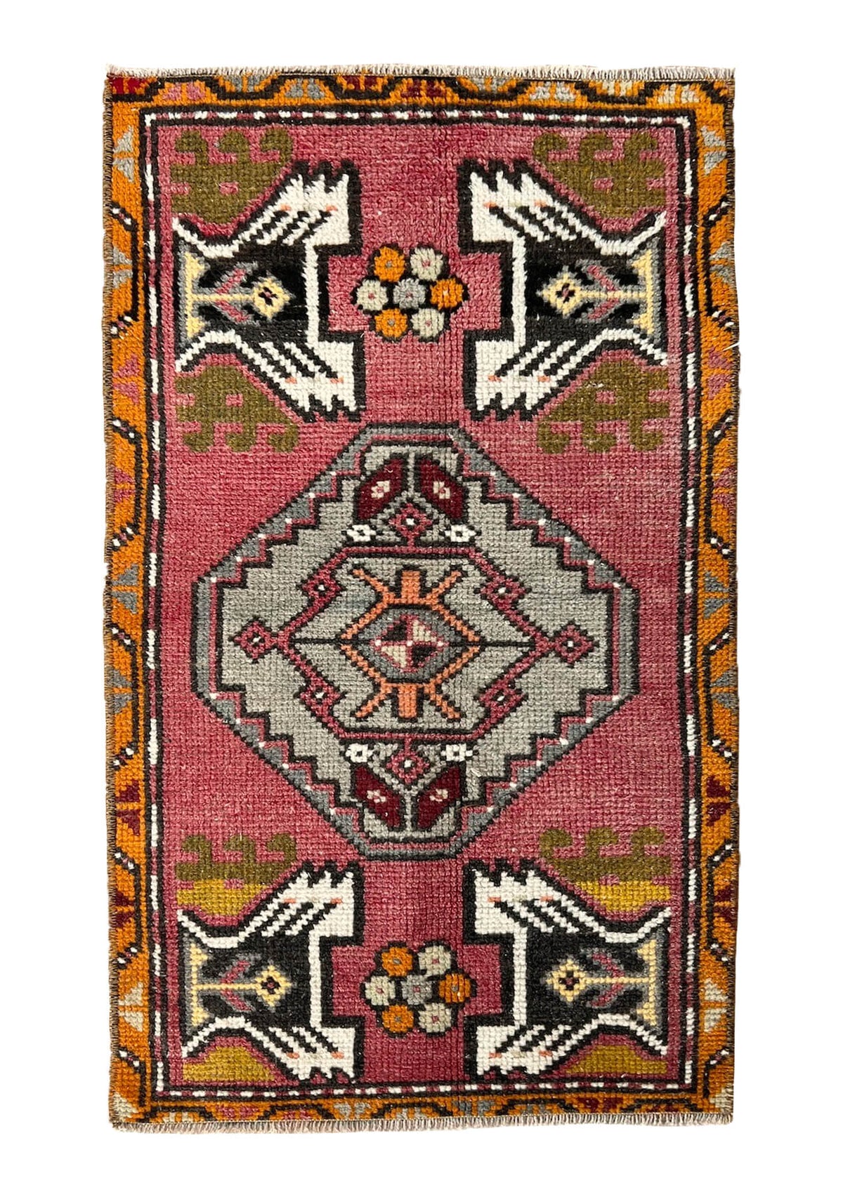 Leia - Vintage Mini Pink Area Rug - kudenrugs