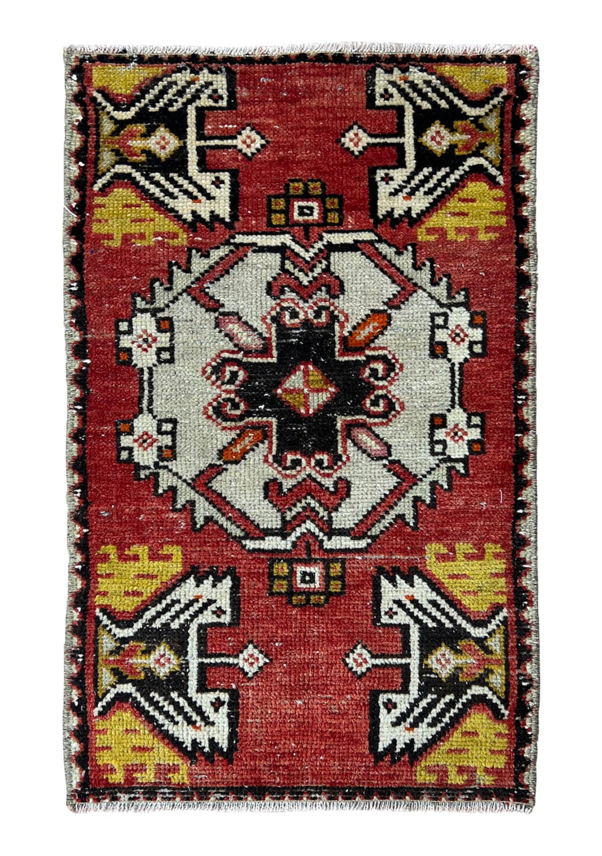 Madilyn - Vintage Mini Red Area Rug - kudenrugs