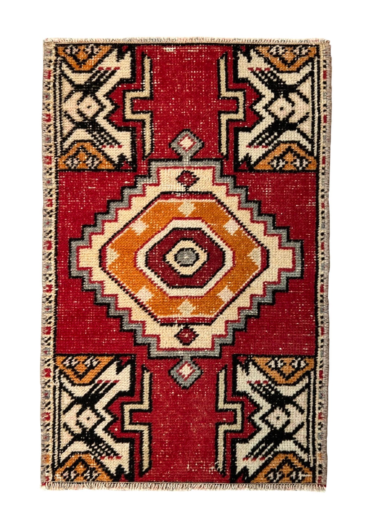Meghan - Vintage Mini Red Area Rug - kudenrugs