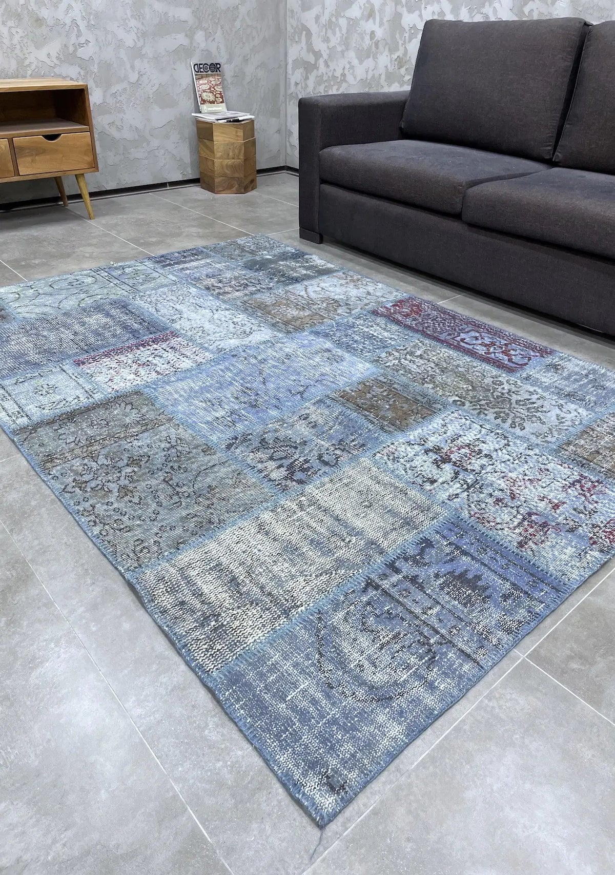 Nanako - Vintage Blue Patchwork Rug - kudenrugs