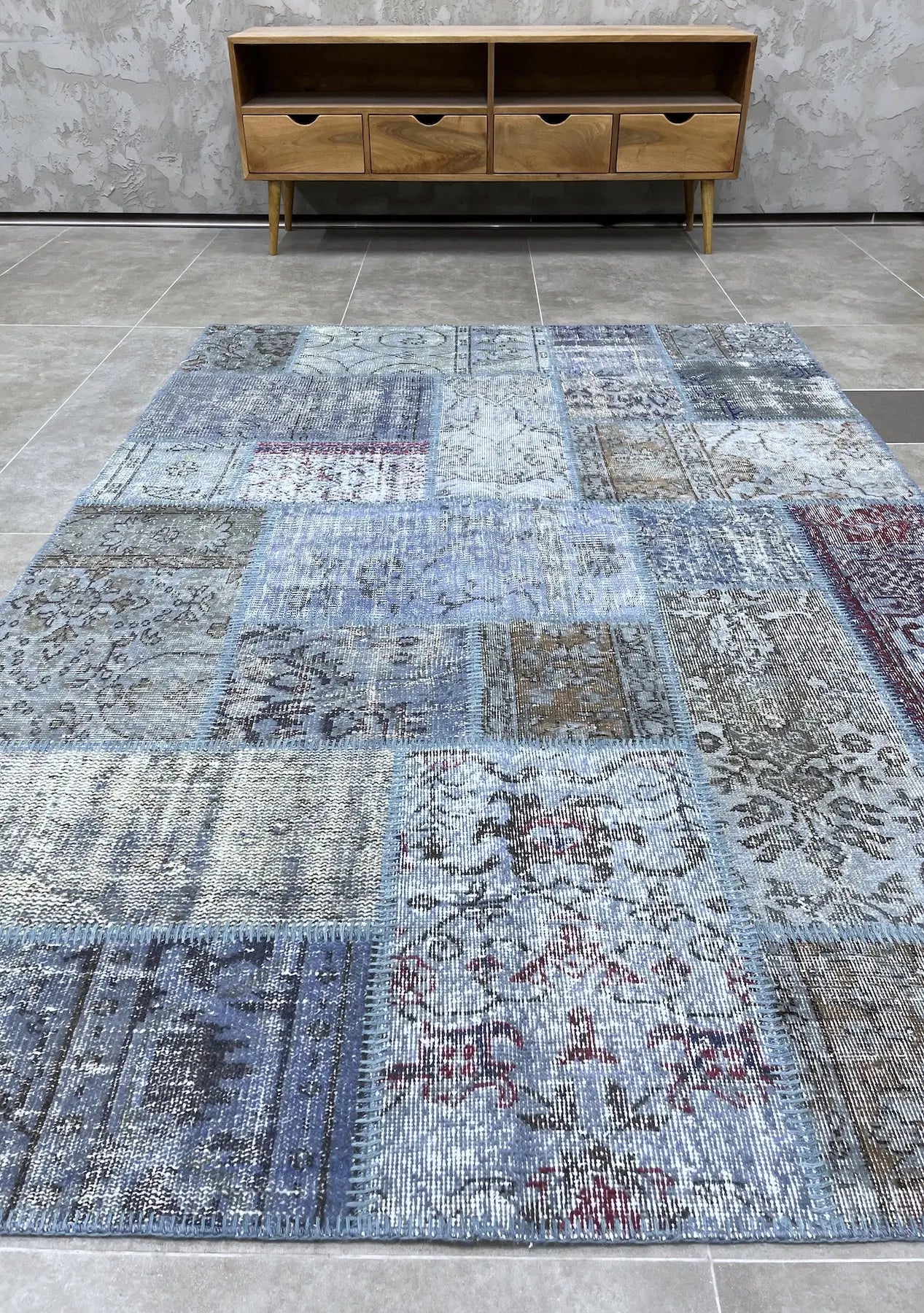 Nanako - Vintage Blue Patchwork Rug - kudenrugs