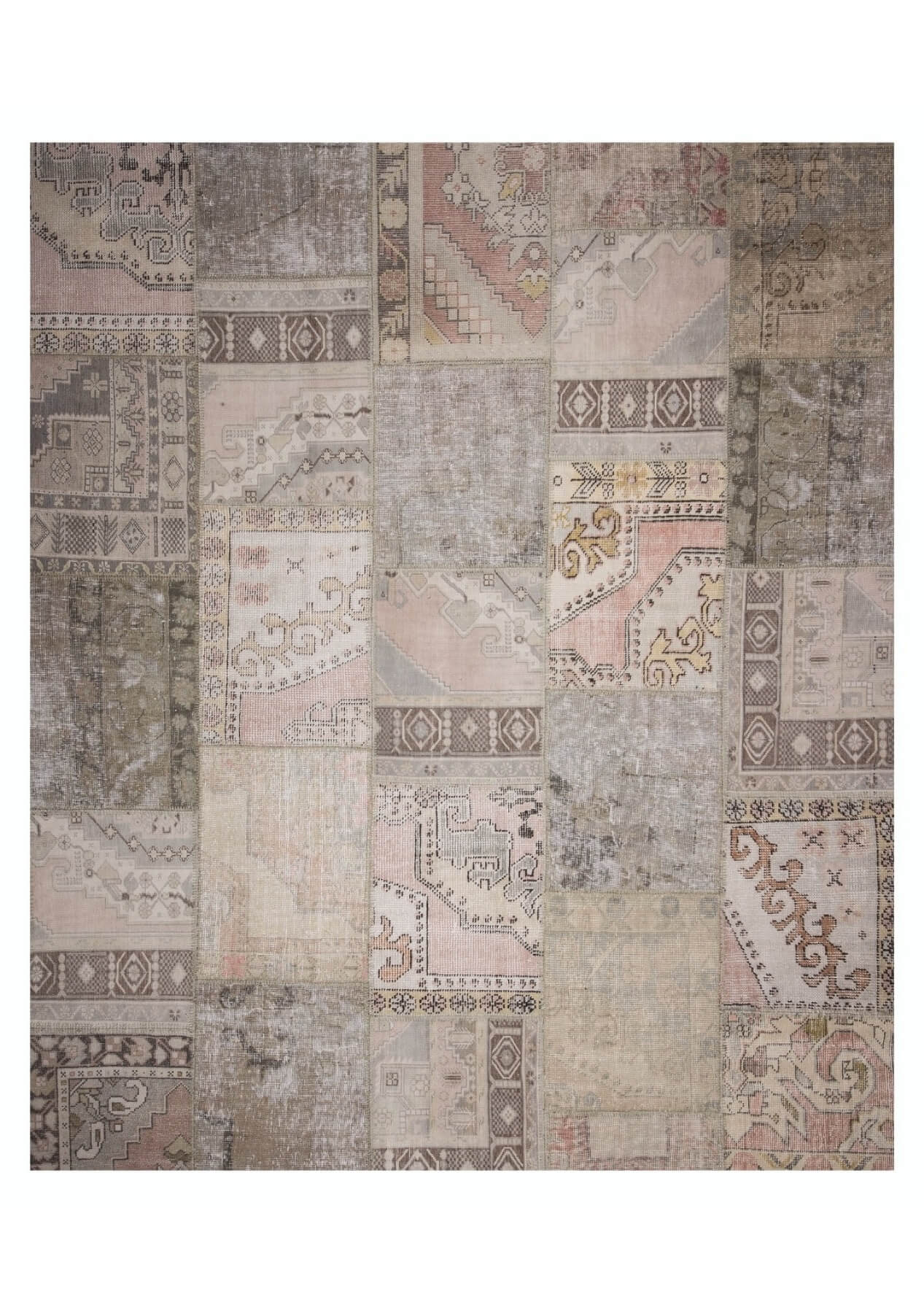 Nessa - Vintage Turkish Patchwork Rug - kudenrugs
