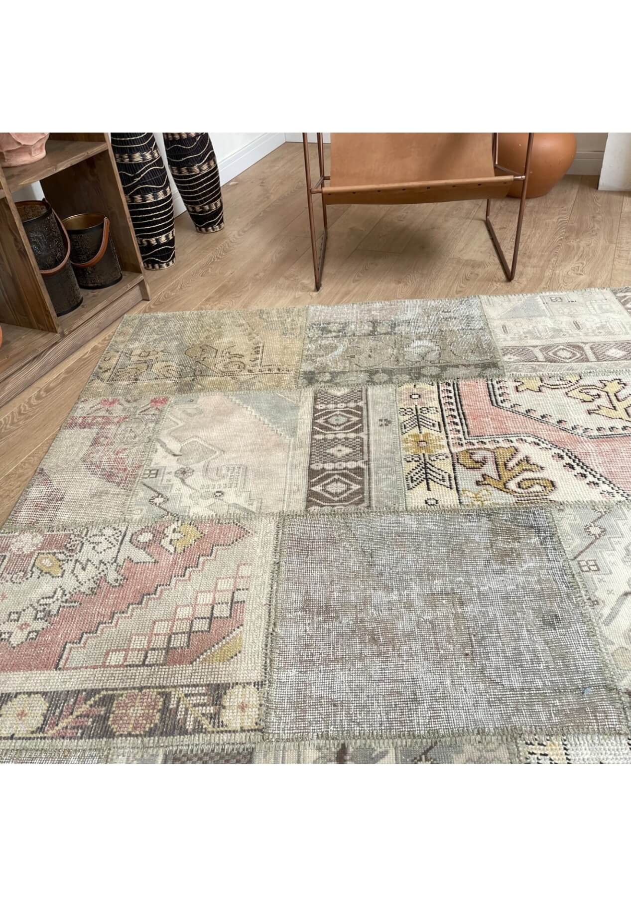 Nessa - Vintage Turkish Patchwork Rug - kudenrugs