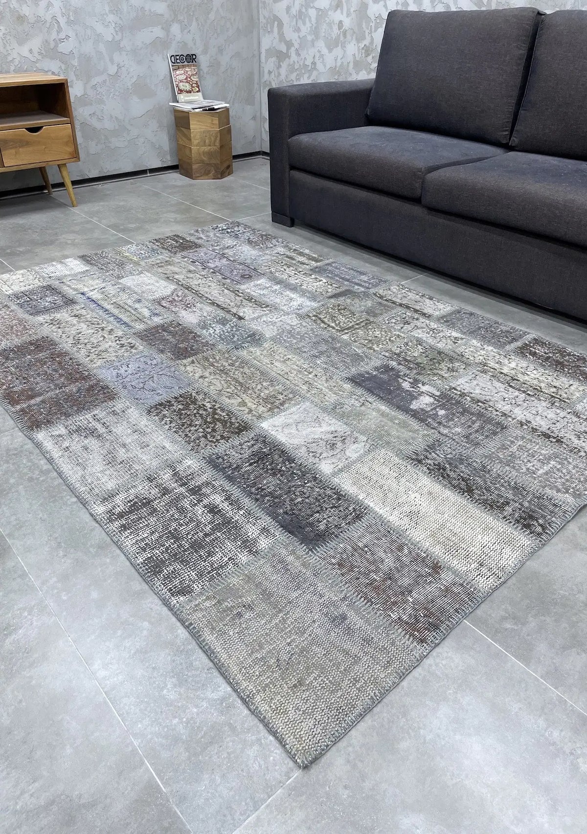 Ofa - Vintage Gray Patchwork Rug - kudenrugs