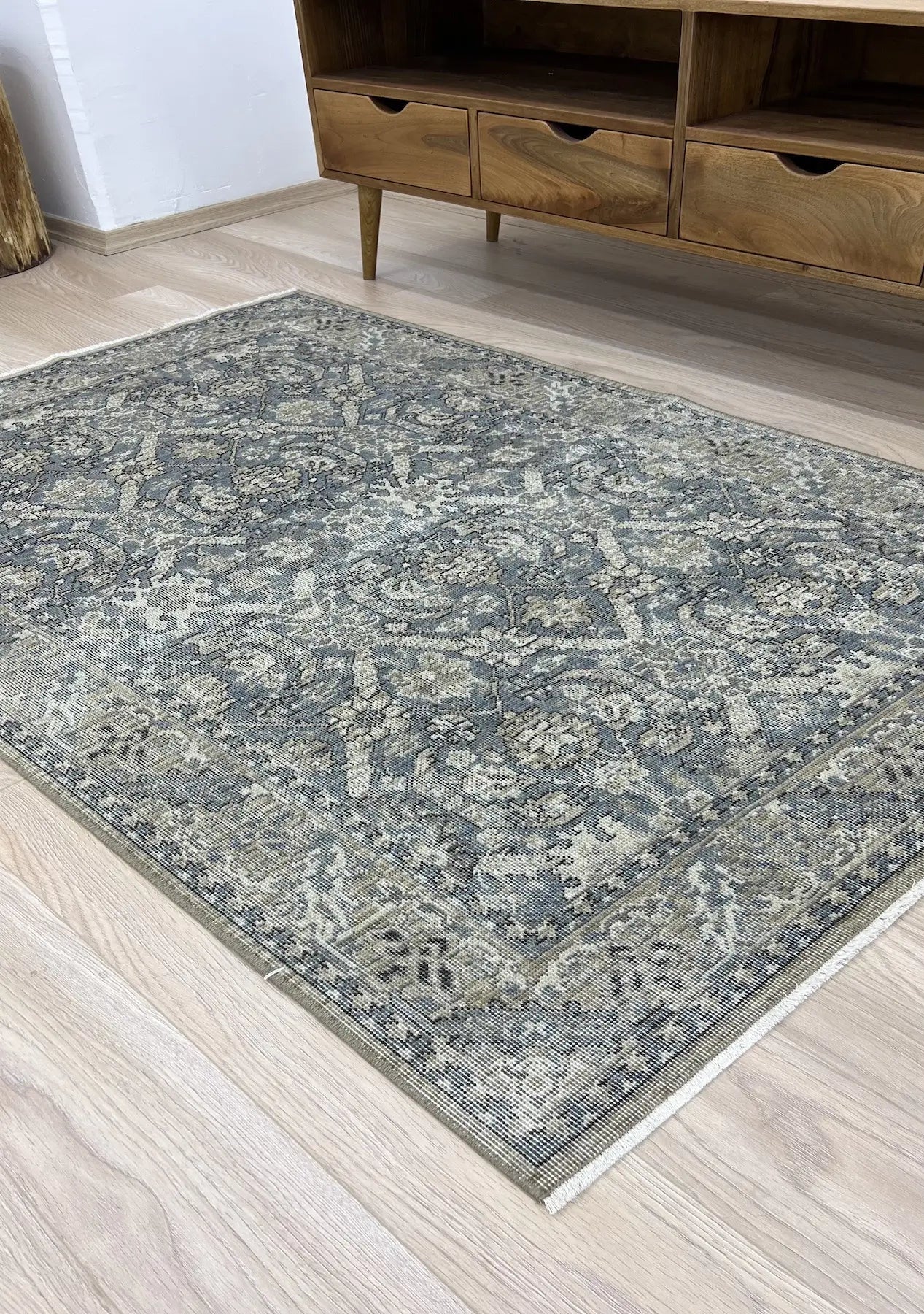 Olivya - Kudenmade Rug - kudenrugs