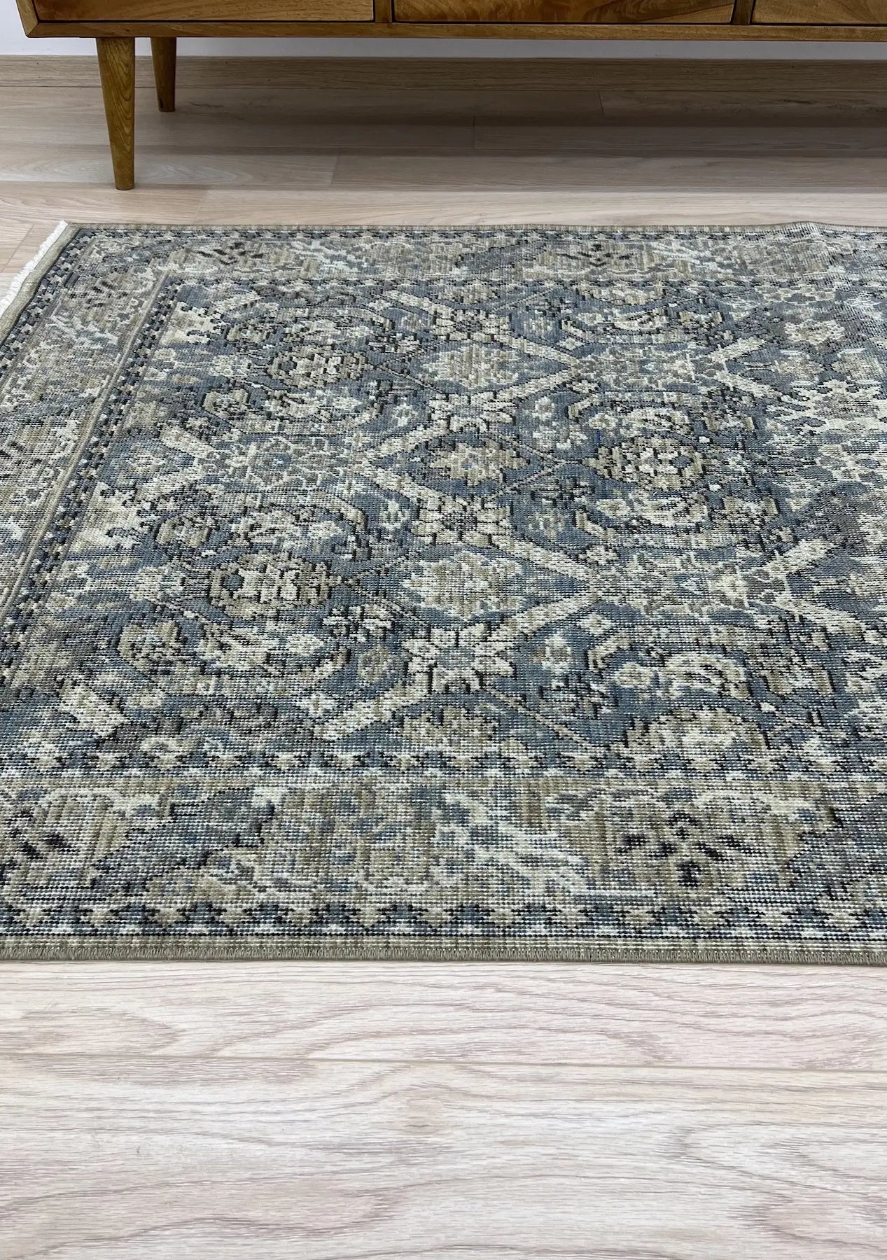 Olivya - Kudenmade Rug - kudenrugs