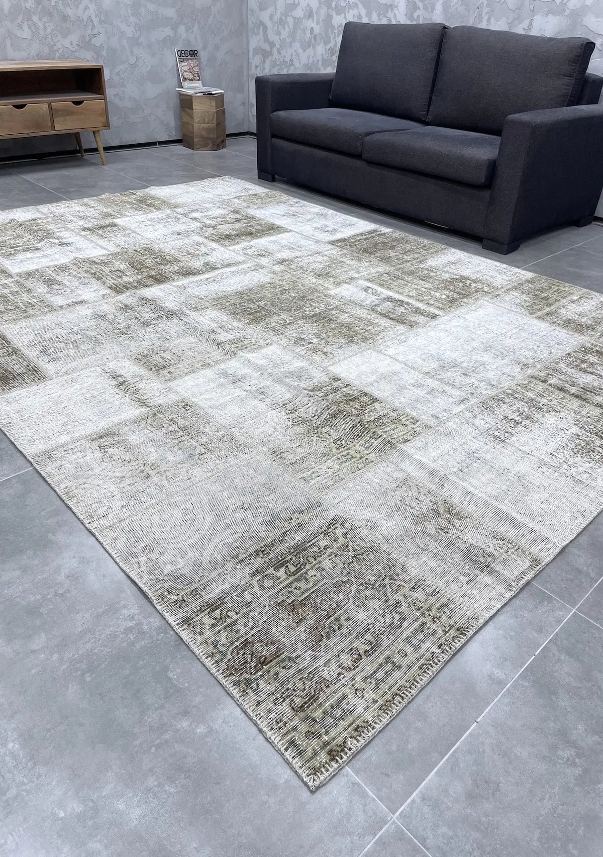 Orabel - Vintage Beige Patchwork Rug - kudenrugs