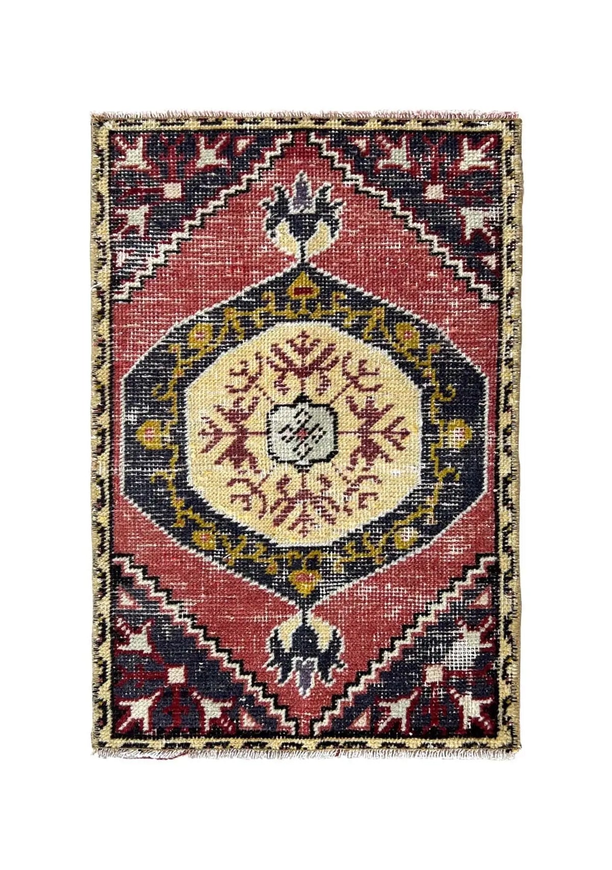 Paca - Vintage Mini Red Area Rug - kudenrugs