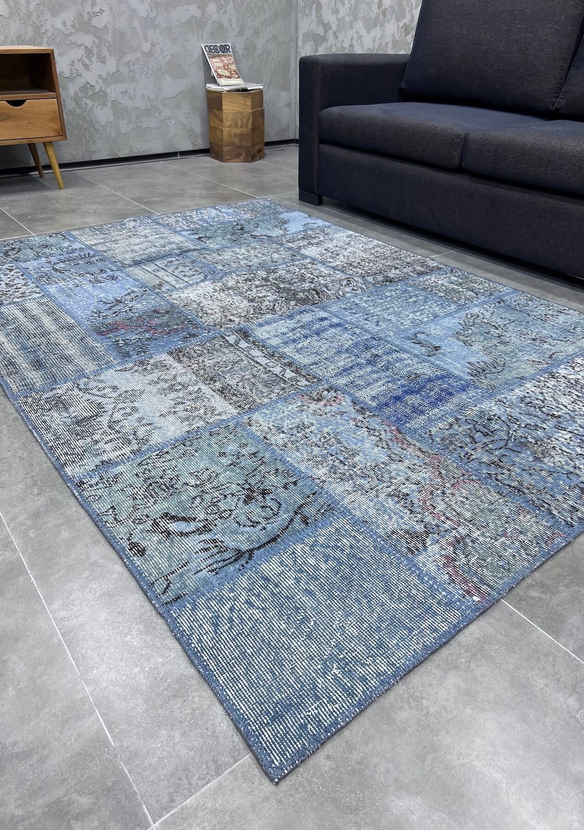 Raquel - Vintage Blue Patchwork Rug - kudenrugs