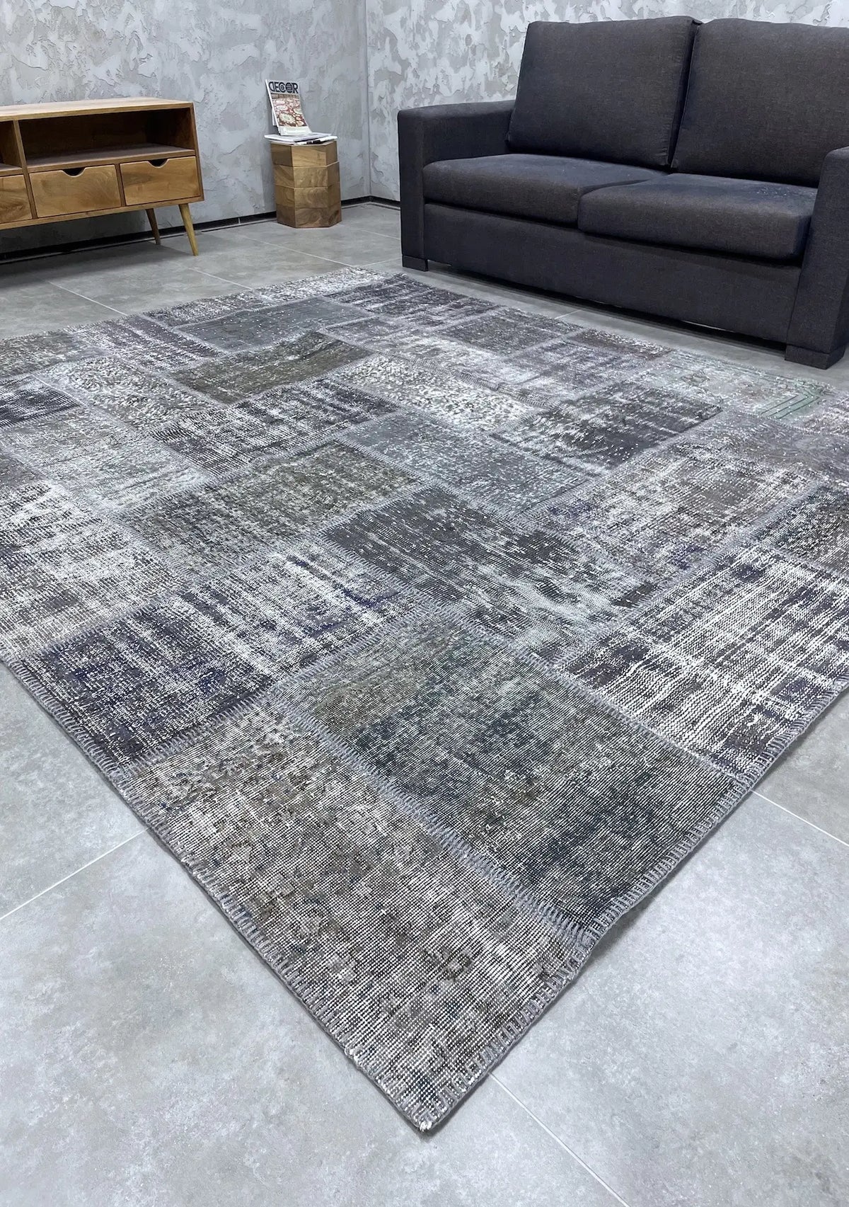 Sabirah - Vintage Gray Patchwork Rug - kudenrugs