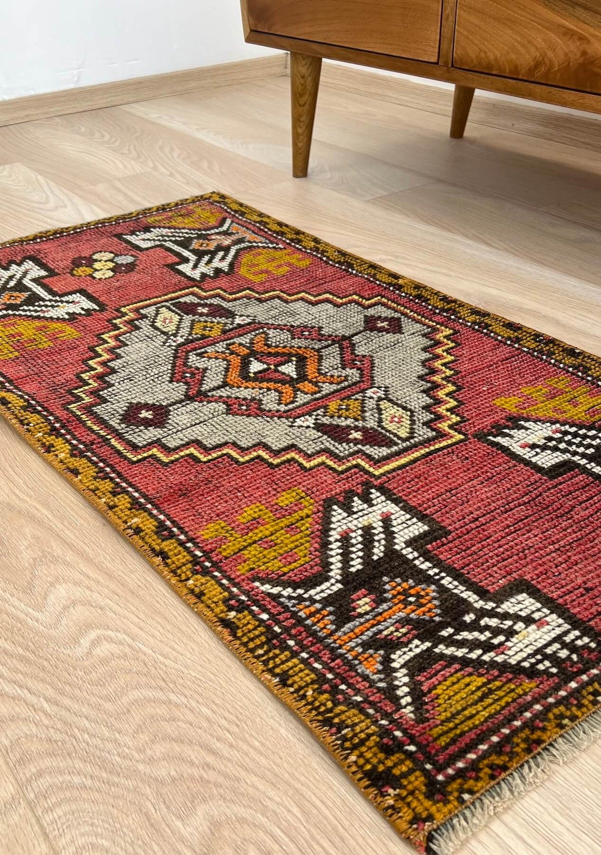 Sariah - Vintage Mini Pink Area Rug - kudenrugs