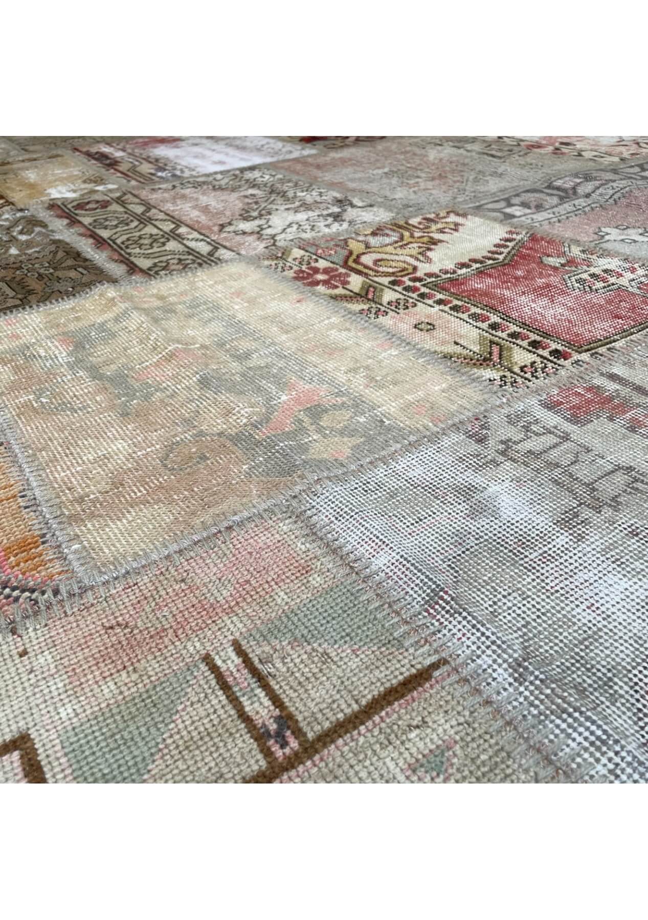 Thelma - Vintage Turkish Patchwork Rug - kudenrugs