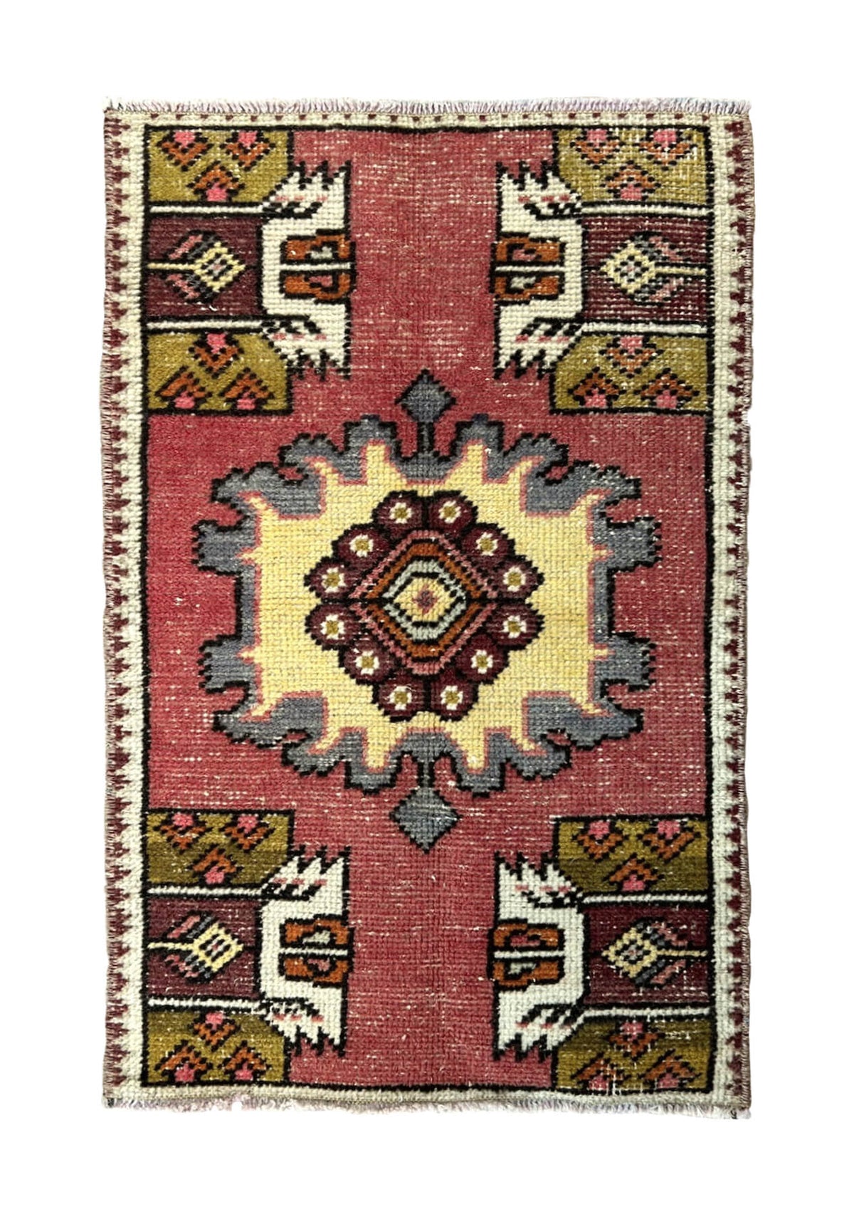 Yennefer - Vintage Mini Pink Area Rug - kudenrugs