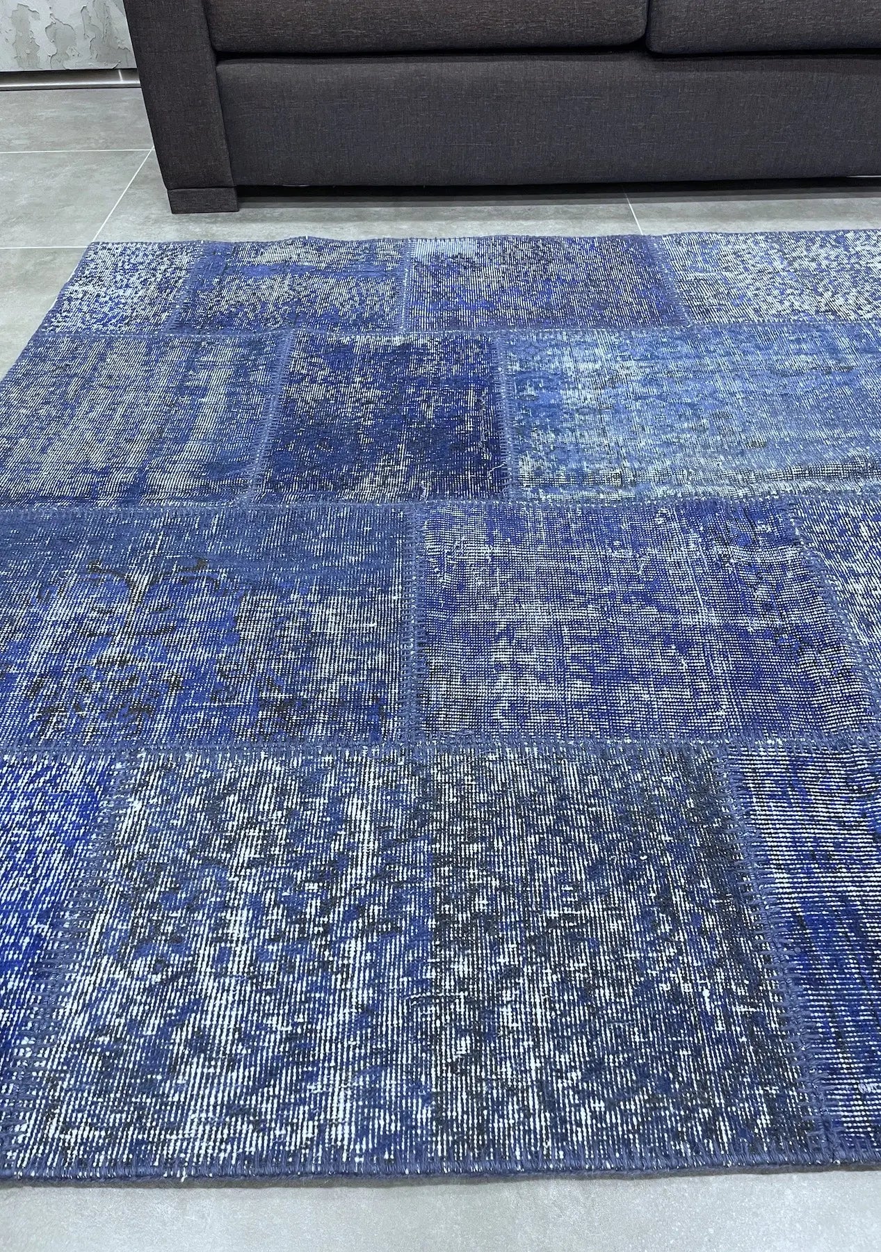 Zadhiya - Vintage Blue Patchwork Rug - kudenrugs