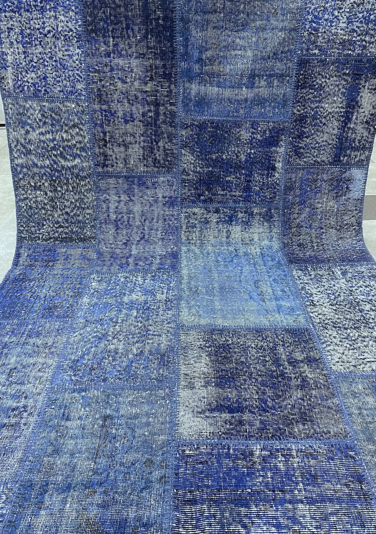Zadhiya - Vintage Blue Patchwork Rug - kudenrugs