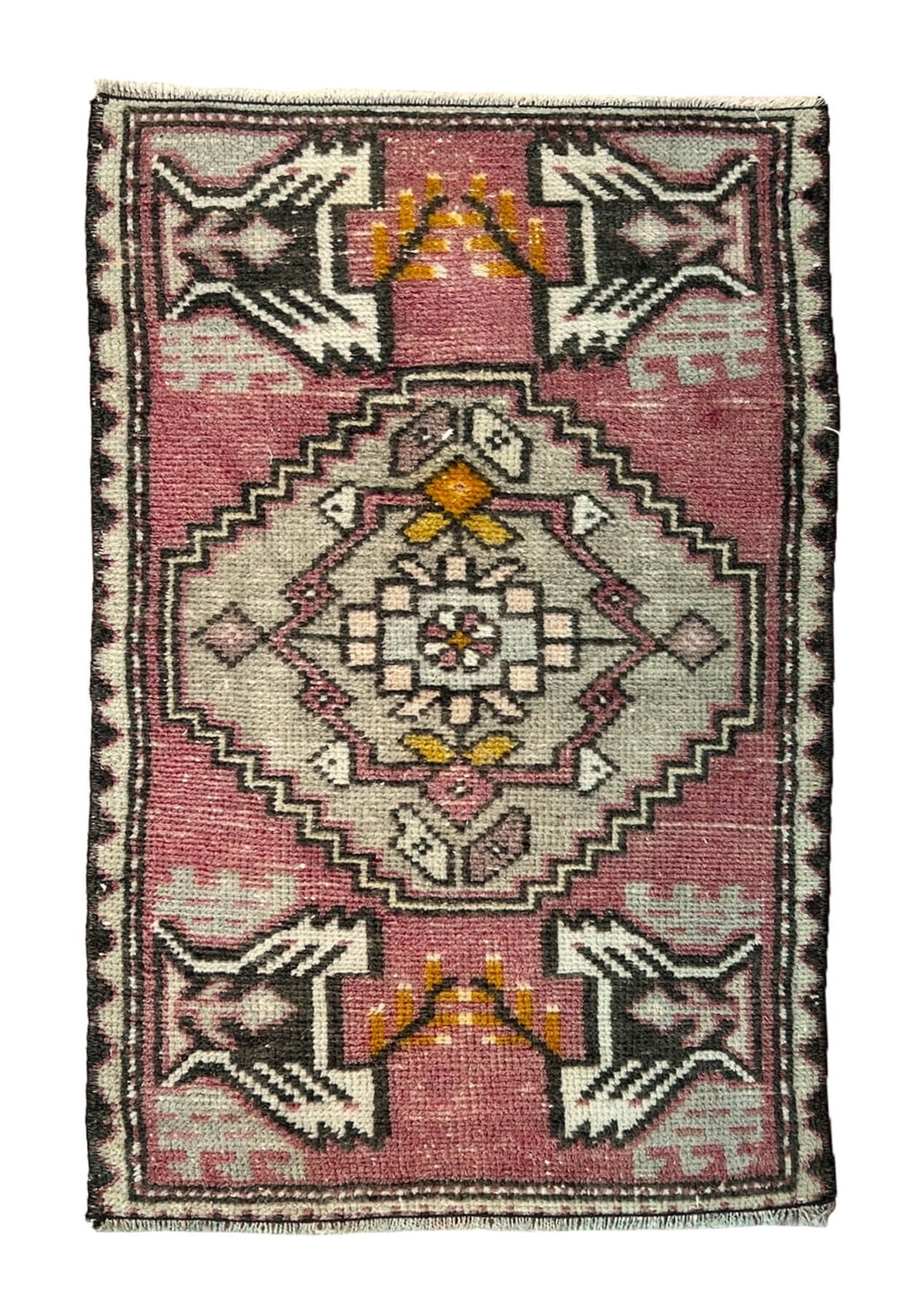 Zoya - Vintage Mini Pink Area Rug - kudenrugs
