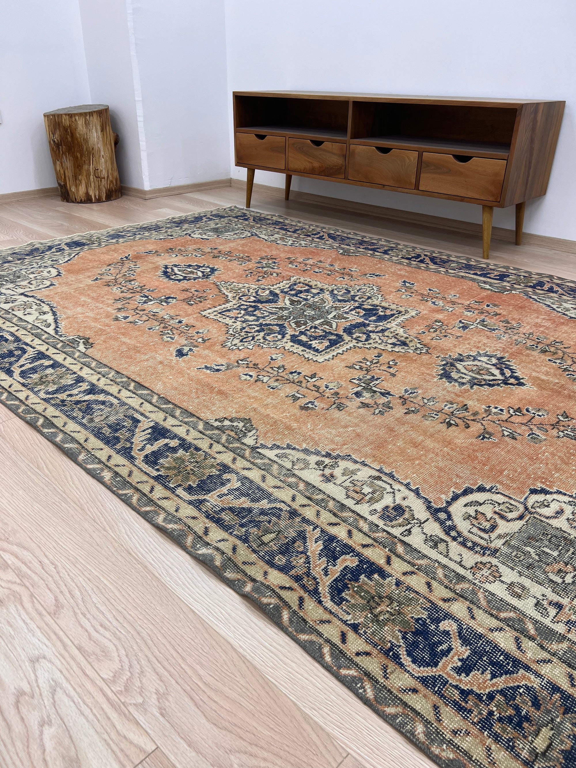 Kailah - Vintage Turkish Area Rug