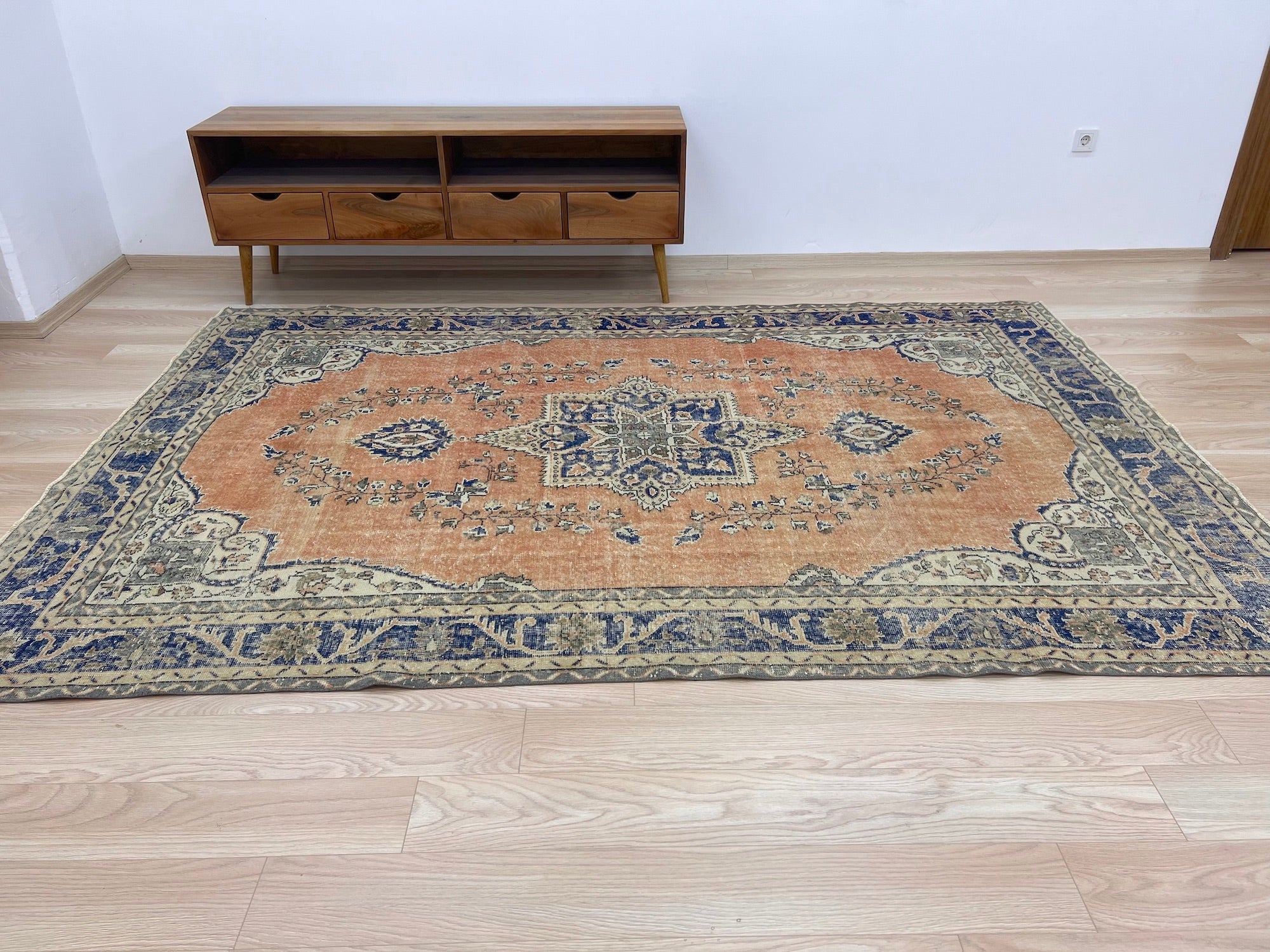 Kailah - Vintage Turkish Area Rug