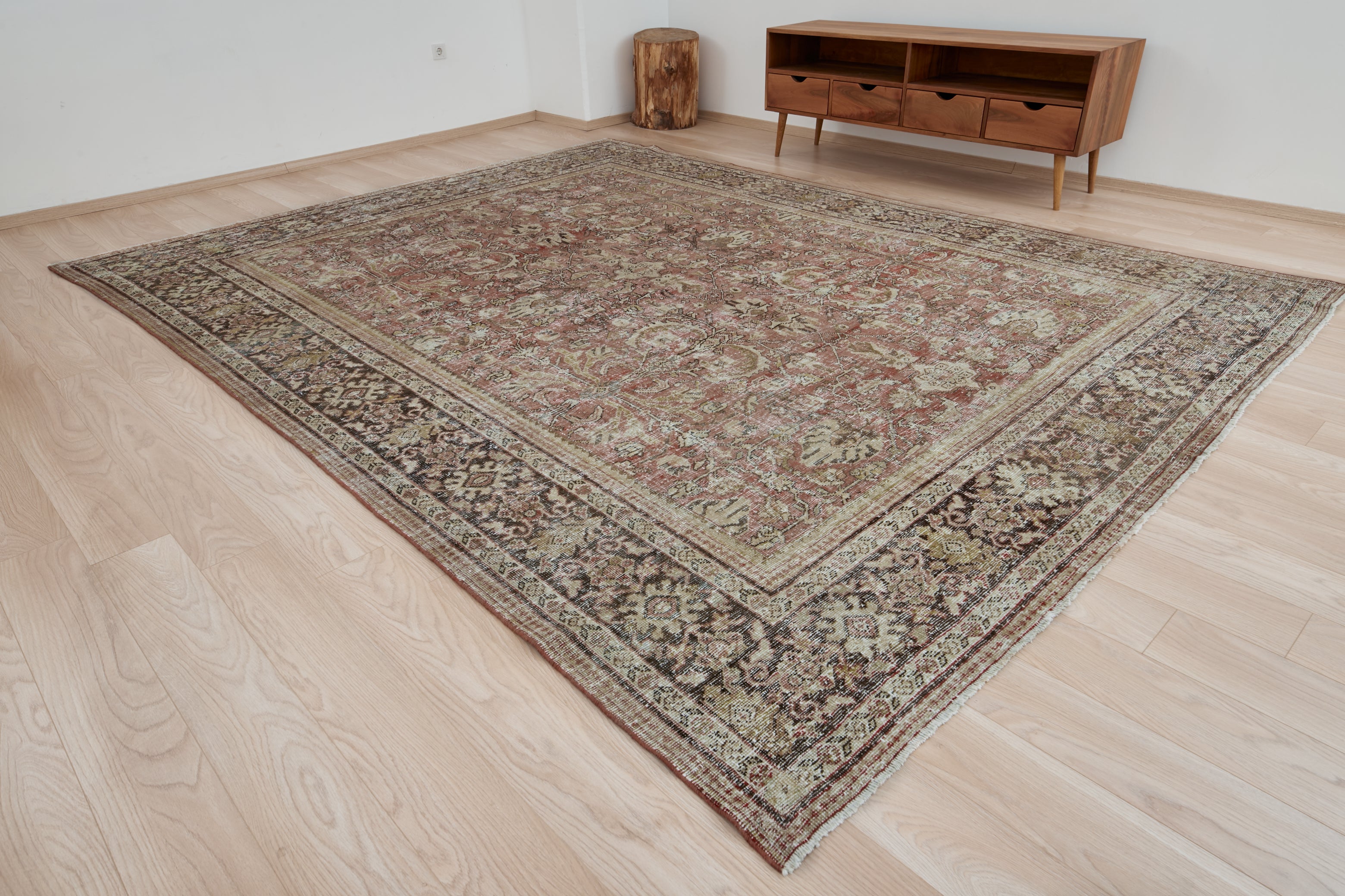 Caisie - Vintage Persian Area Rug