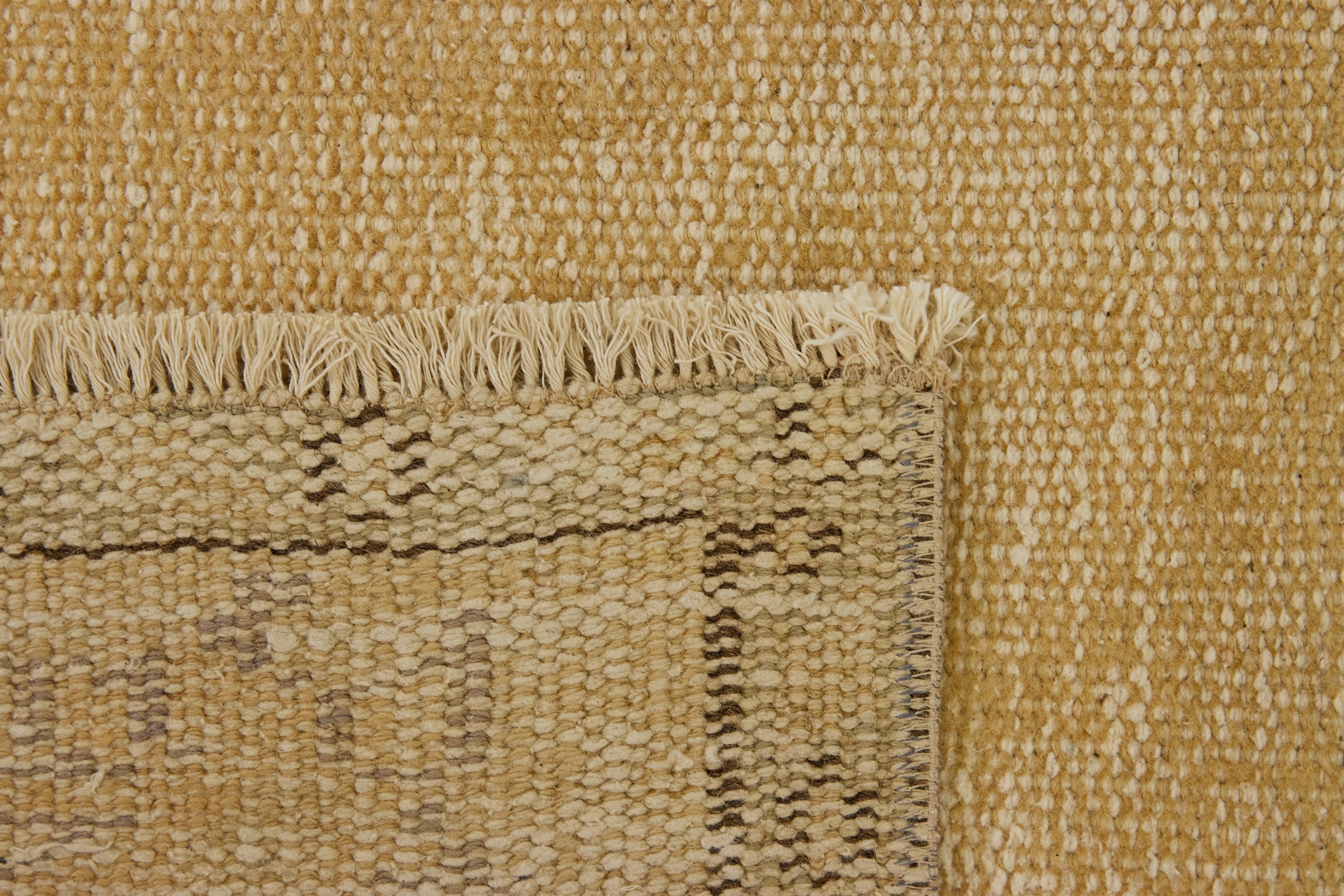 Sophisticated Weaving - Abbygail's Expert Turkish Carpet Craft