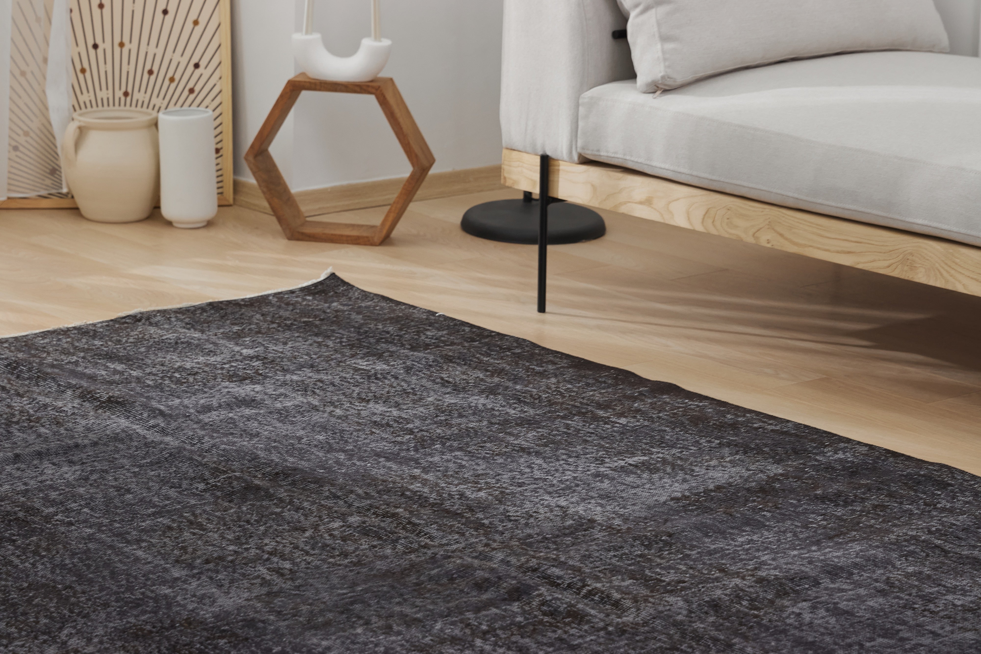 Aleah | Time-Honored Turkish Rug | Artisanal Carpet Beauty | Kuden Rugs