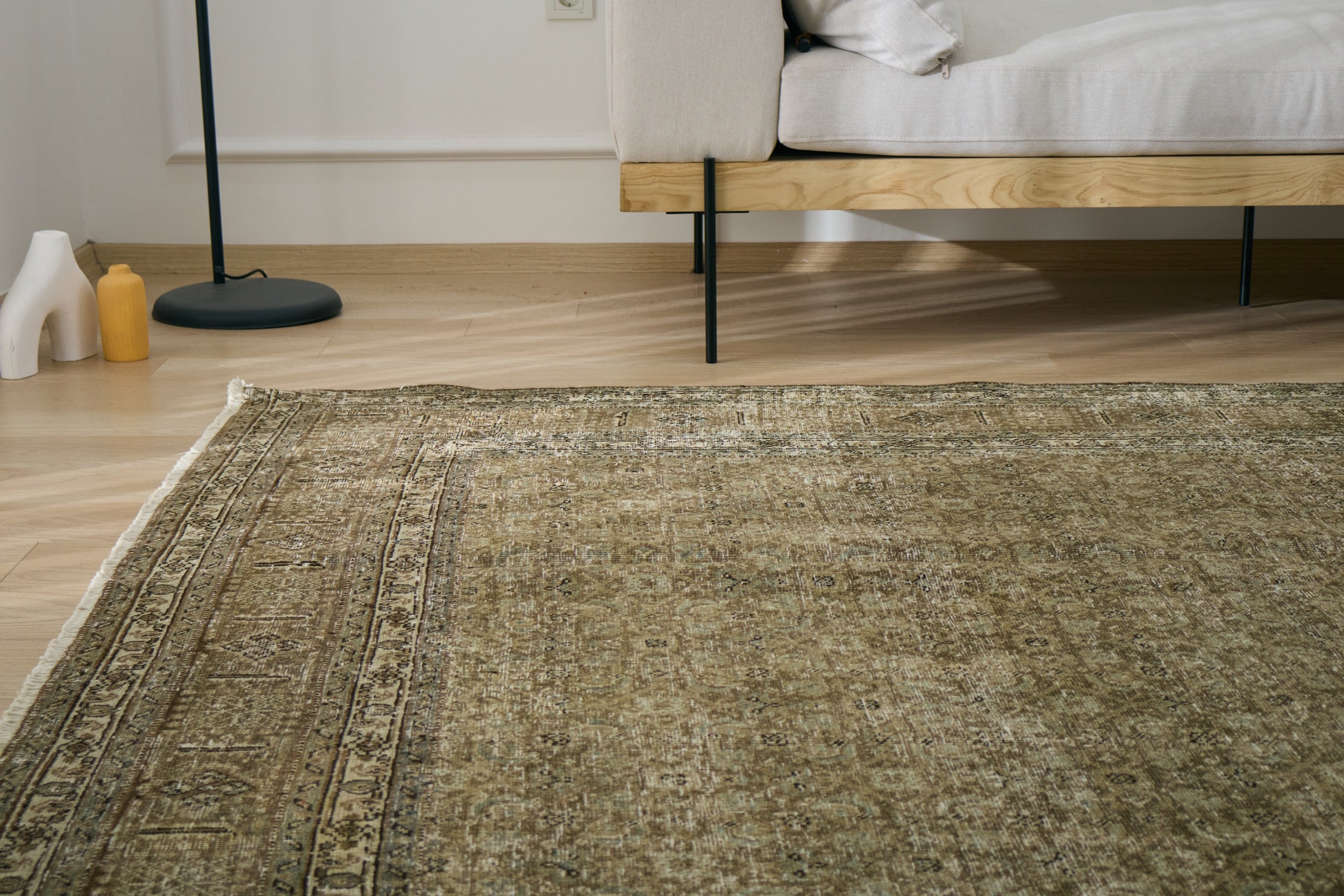 Algoma - A Tapestry of Persian Heritage | Kuden Rugs