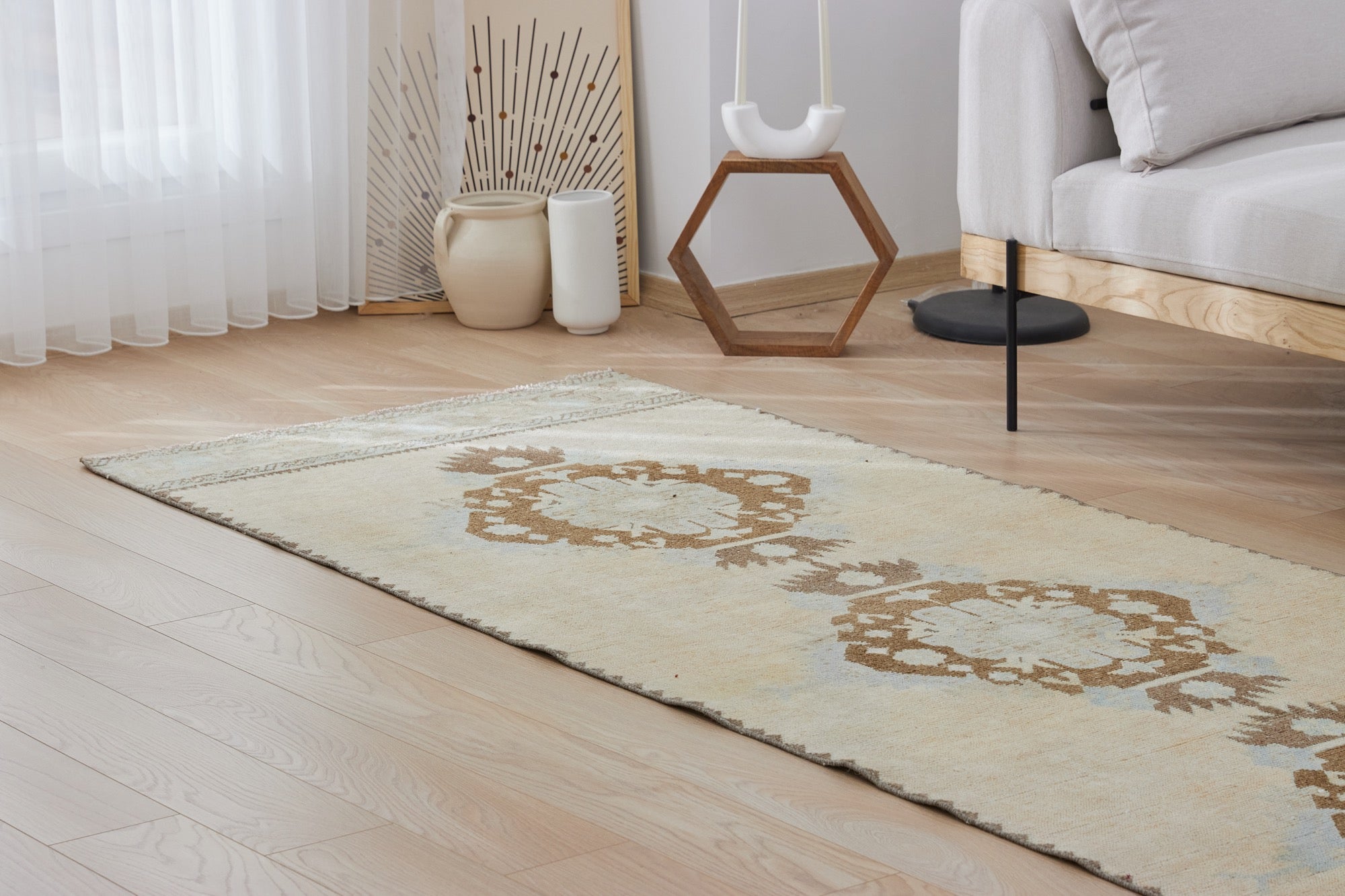Aliezah | Modern Vintage Fusion | Artisanal Geometric Carpet | Kuden Rugs
