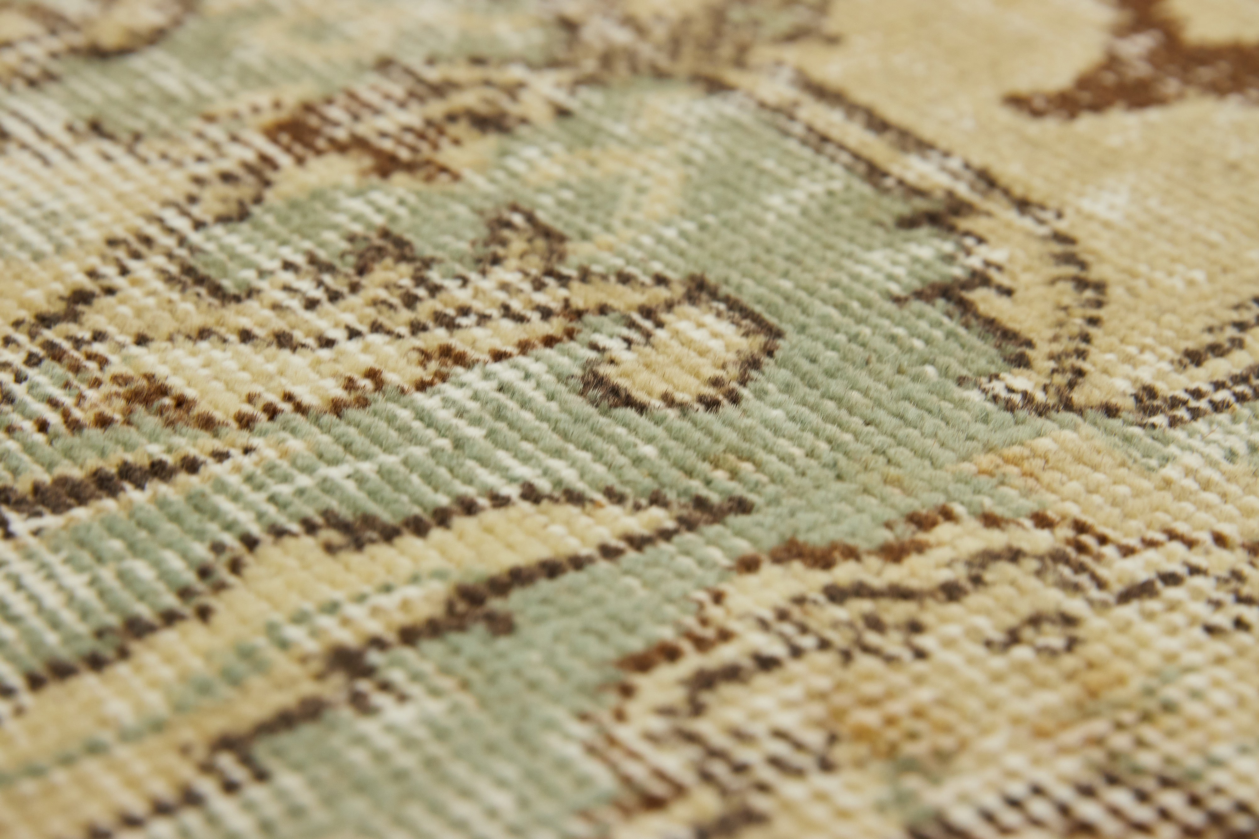 Alita | Time-Honored Turkish Rug | Luxurious Carpet Craft | Kuden Rugs