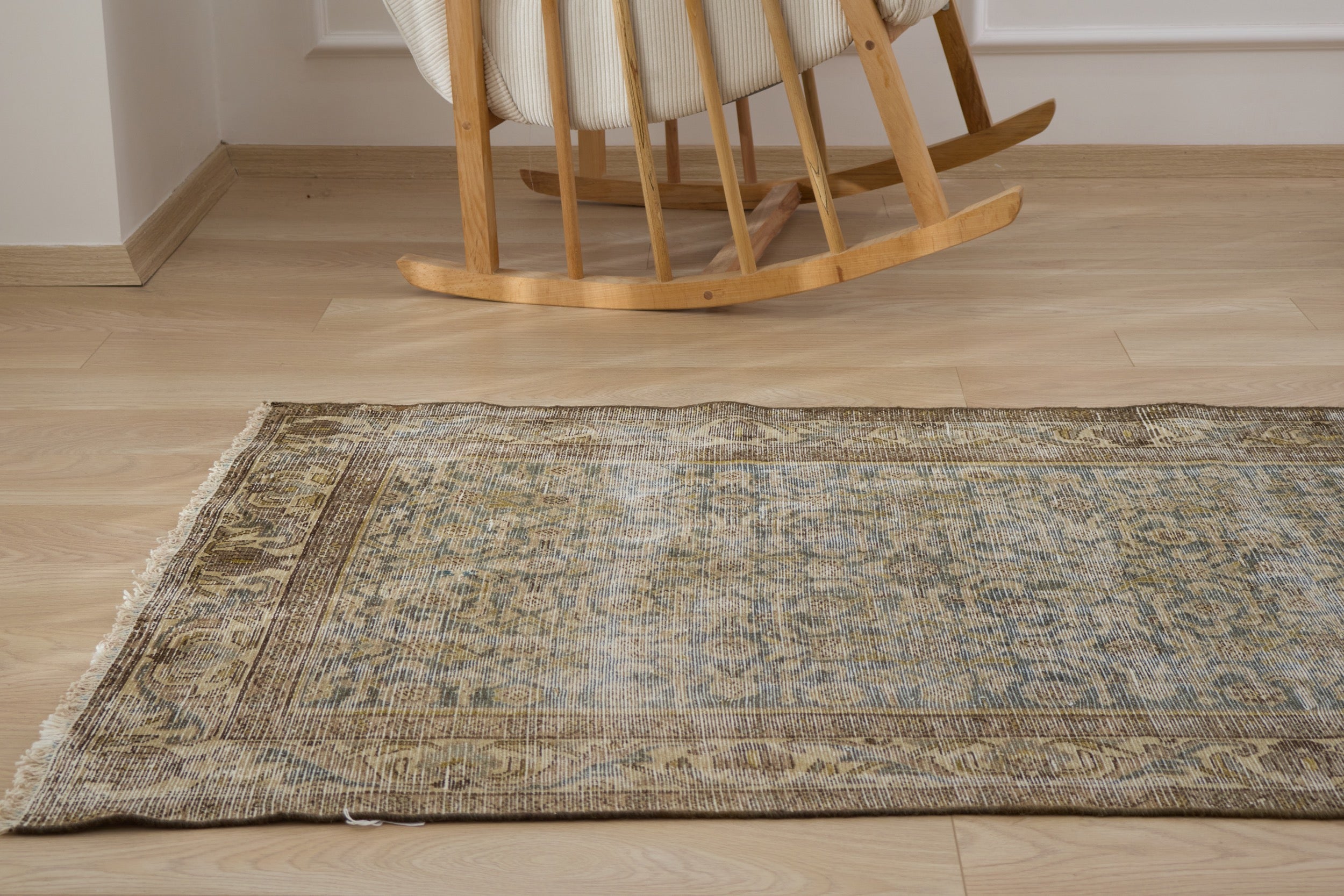 The Artisanal Charm of Amitola - Wool and Cotton Blend | Kuden Rugs