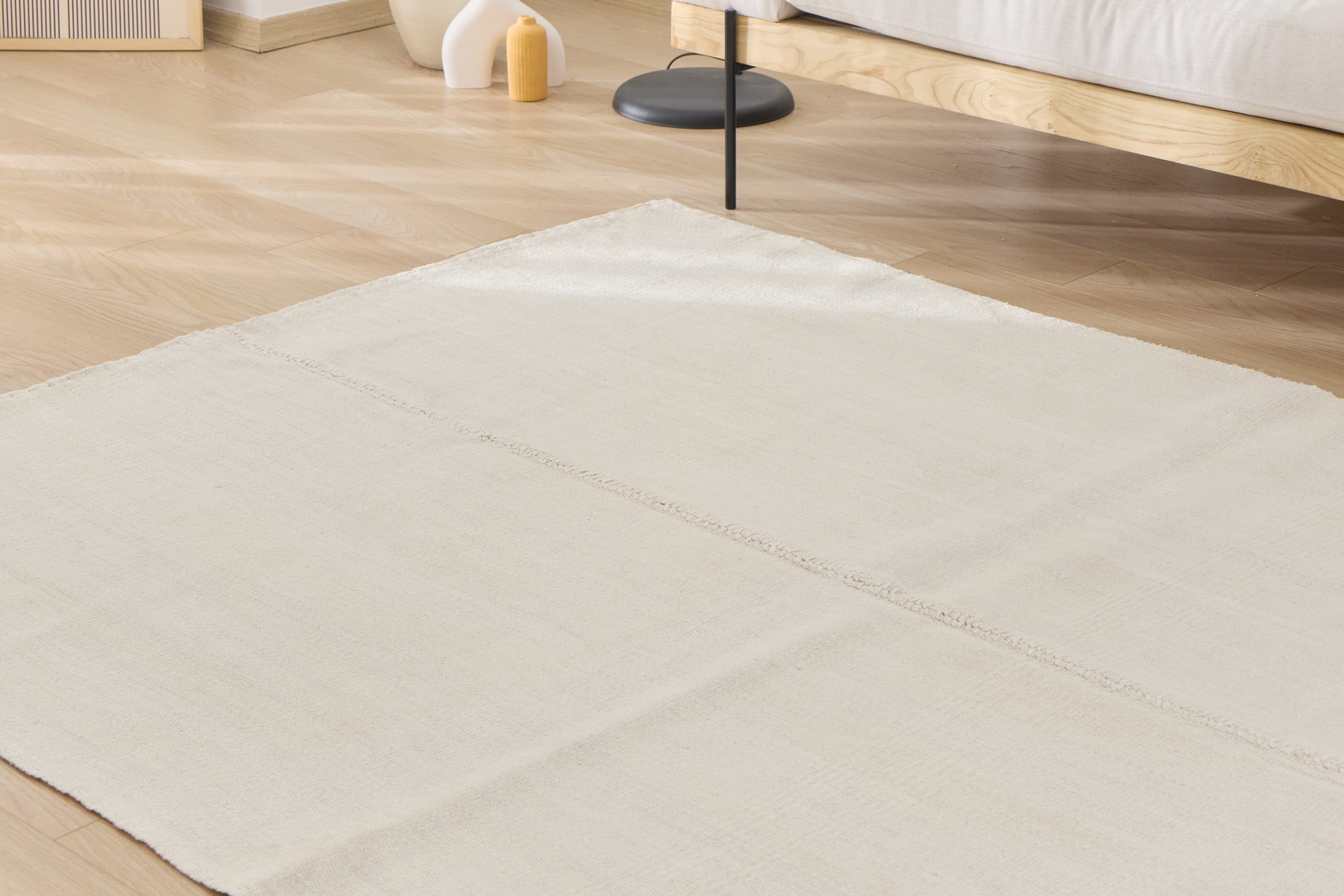 Amity: A Captivating Turkish Hemp Rug with a Crisp, Clean Palette | Kuden Rugs