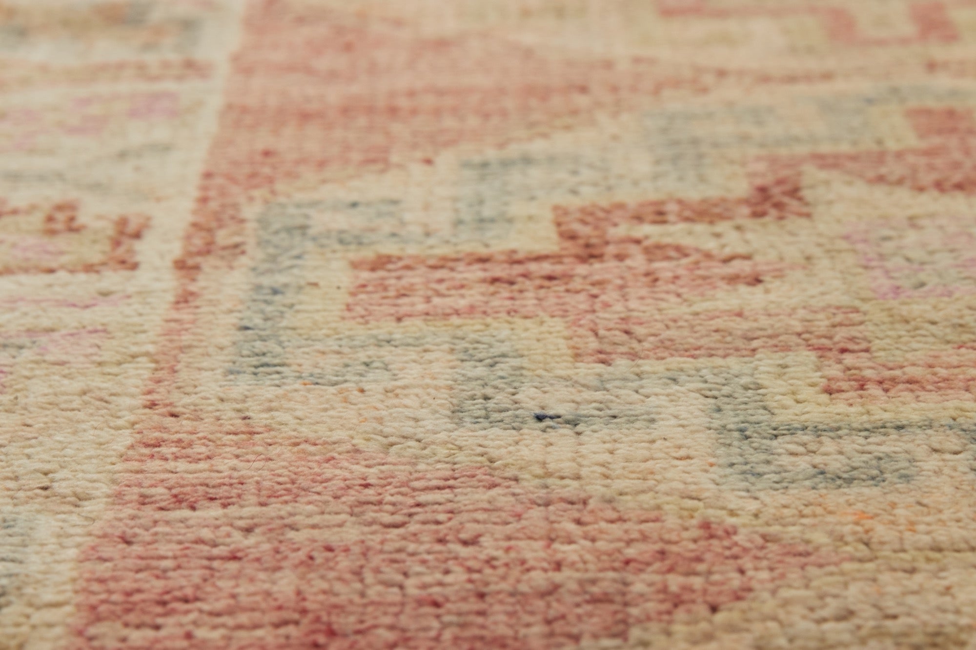 Annabel | Timeless Vintage Rug with Artisan Quality | Kuden Rugs