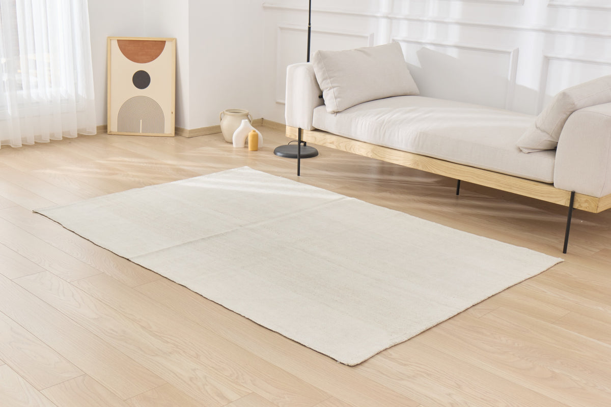 Avital: A Spacious Turkish Hemp Rug with a Crisp, Clean Palette | Kuden Rugs