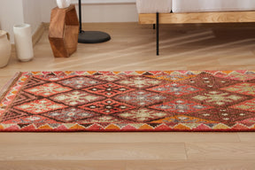 Avrilett | Modern Vintage Fusion | Artisanal Geometric Carpet | Kuden Rugs