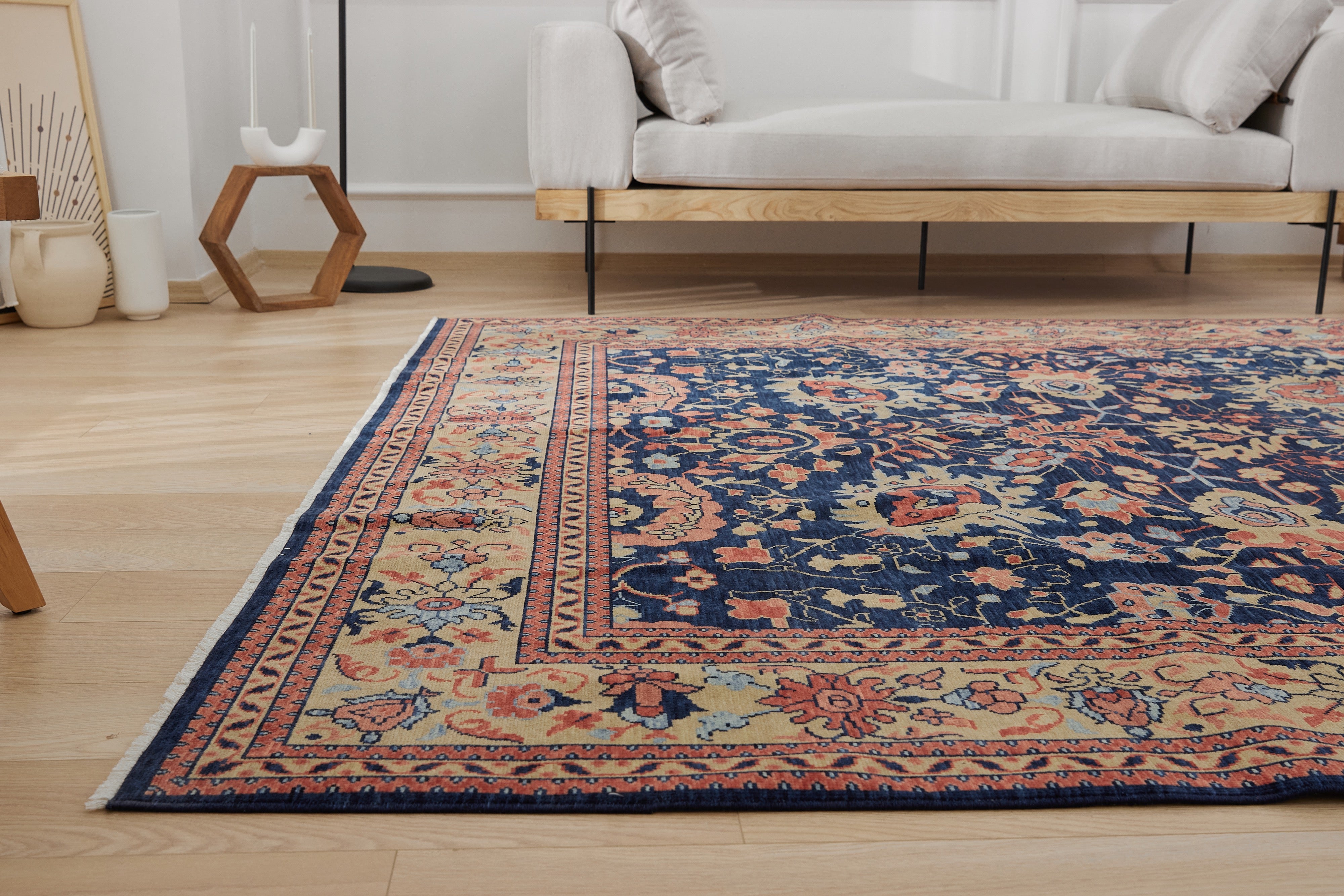 Ayleen - Synthesis of Heritage and Contemporary Rug StylesAyleen - Synthesis of Heritage and Contemporary Rug Styles