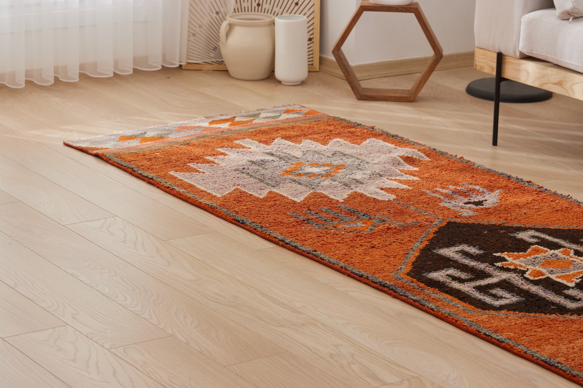 Bayley | Unique Vintage Craftsmanship | Turkish Runner Rug | Kuden Rugs