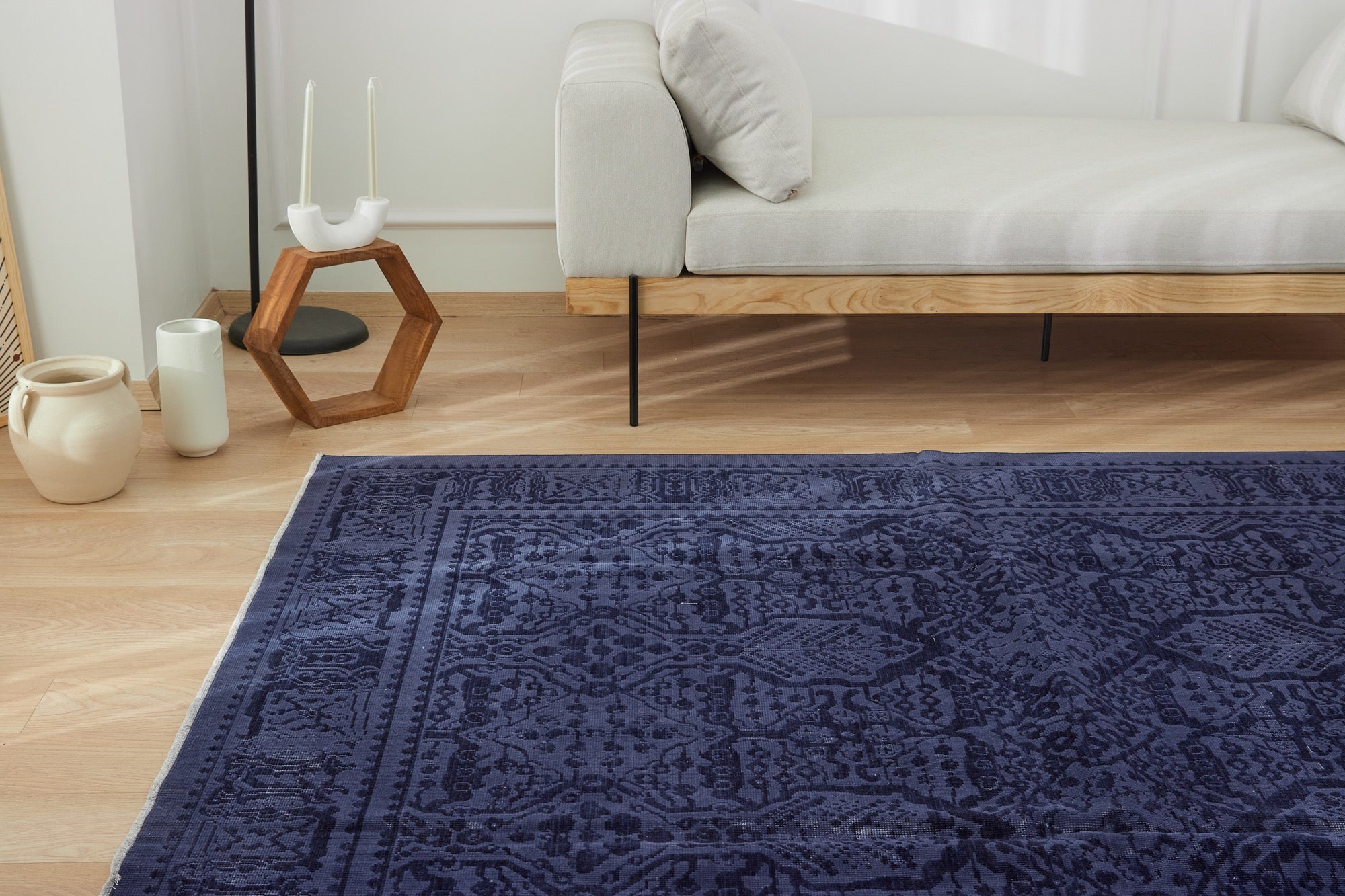 Betsy | Artisanal Craftsmanship | Modern Blue Carpet | Kuden Rugs