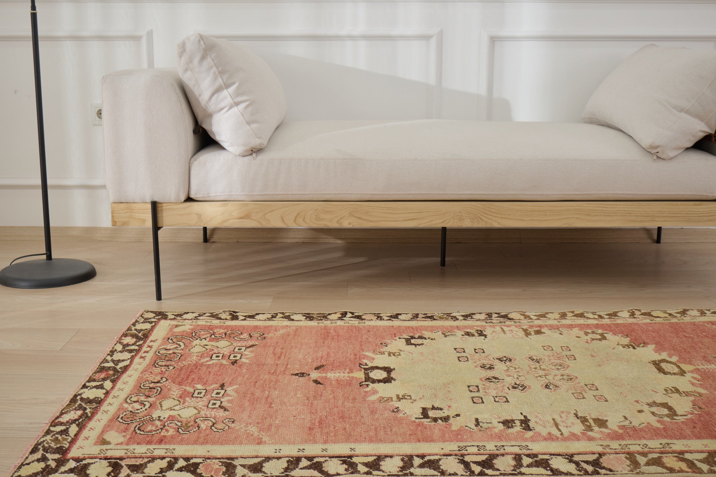 Betty - Vintage Turkish Anatolian Rug