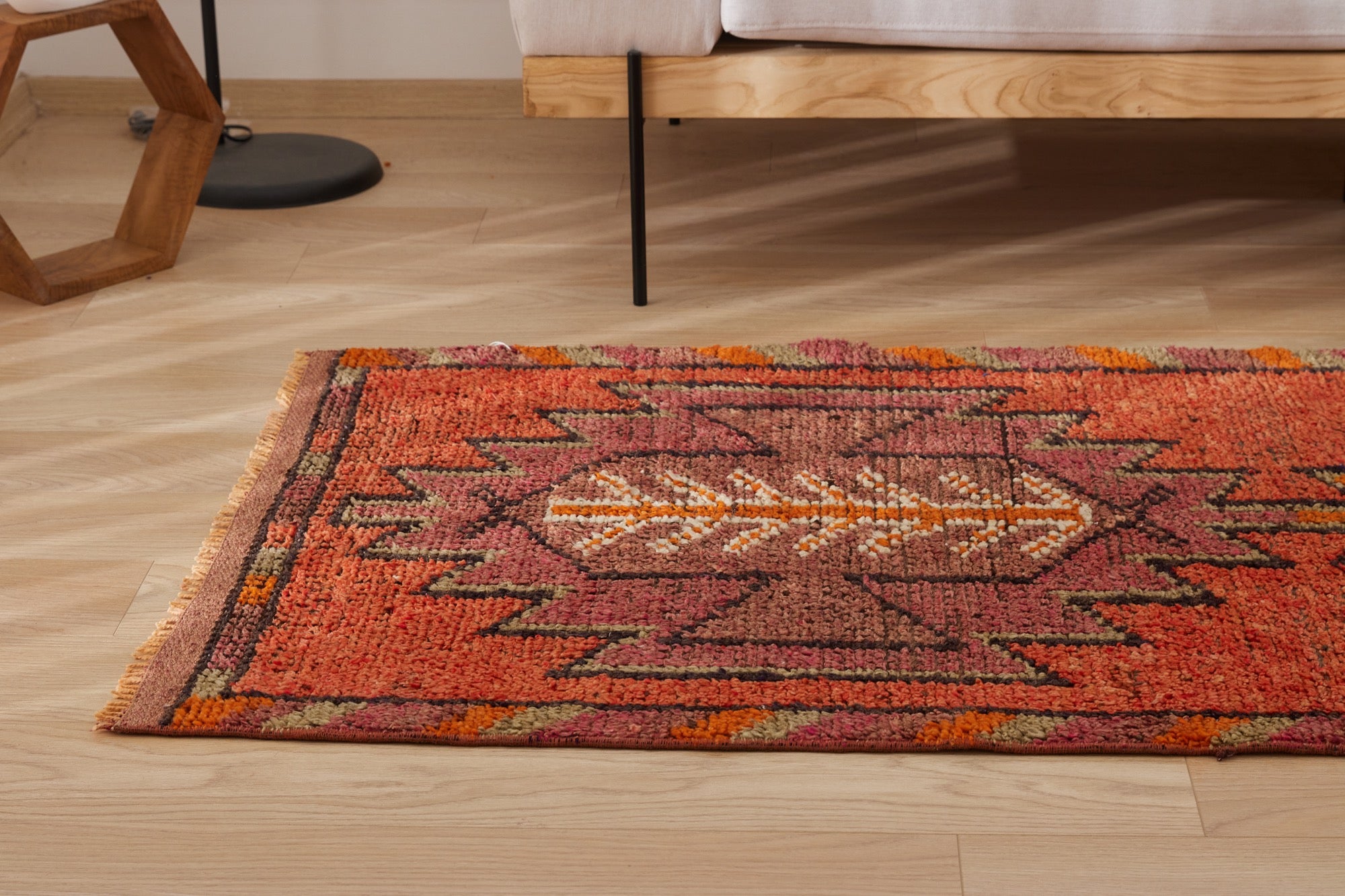 Blisasa | Modern Vintage Fusion | Artisanal Geometric Carpet | Kuden Rugs