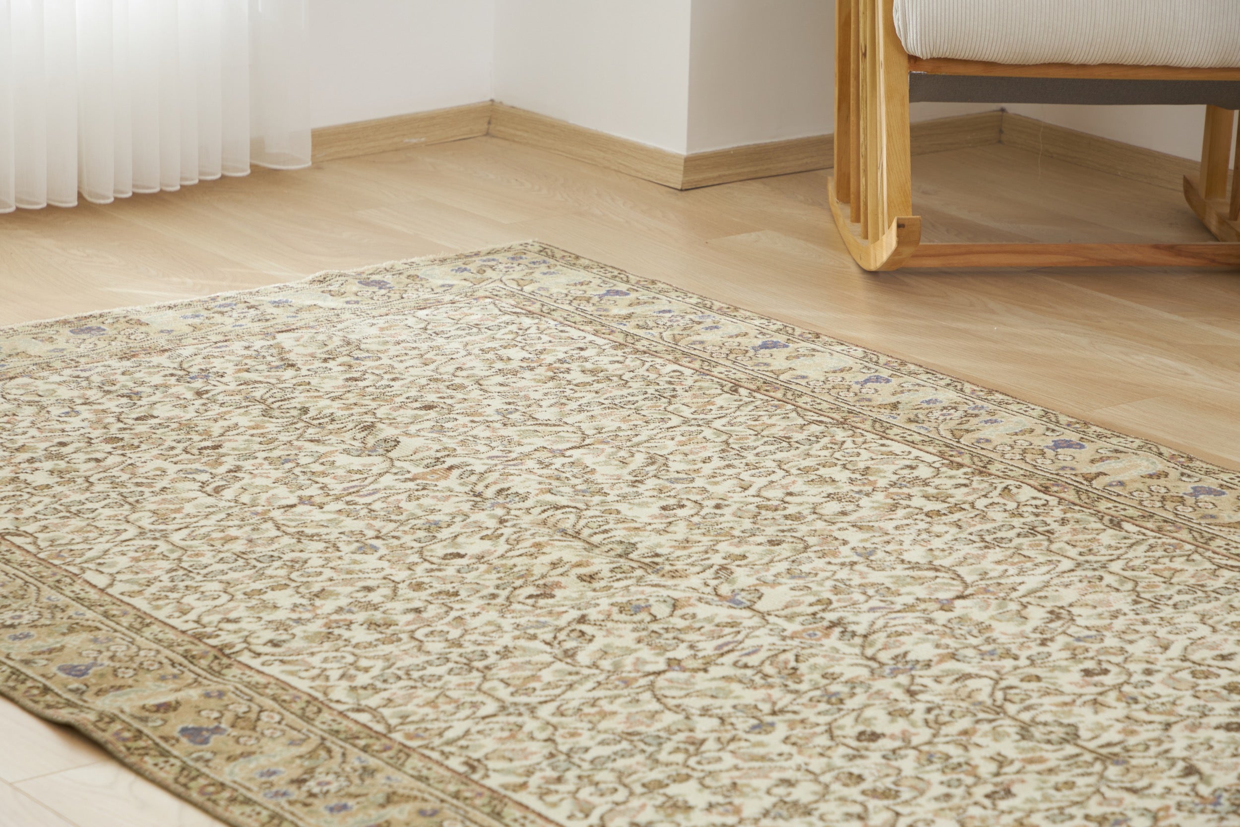 Cacelie | Hand-Knotted Rug Tradition | Kuden Rugs