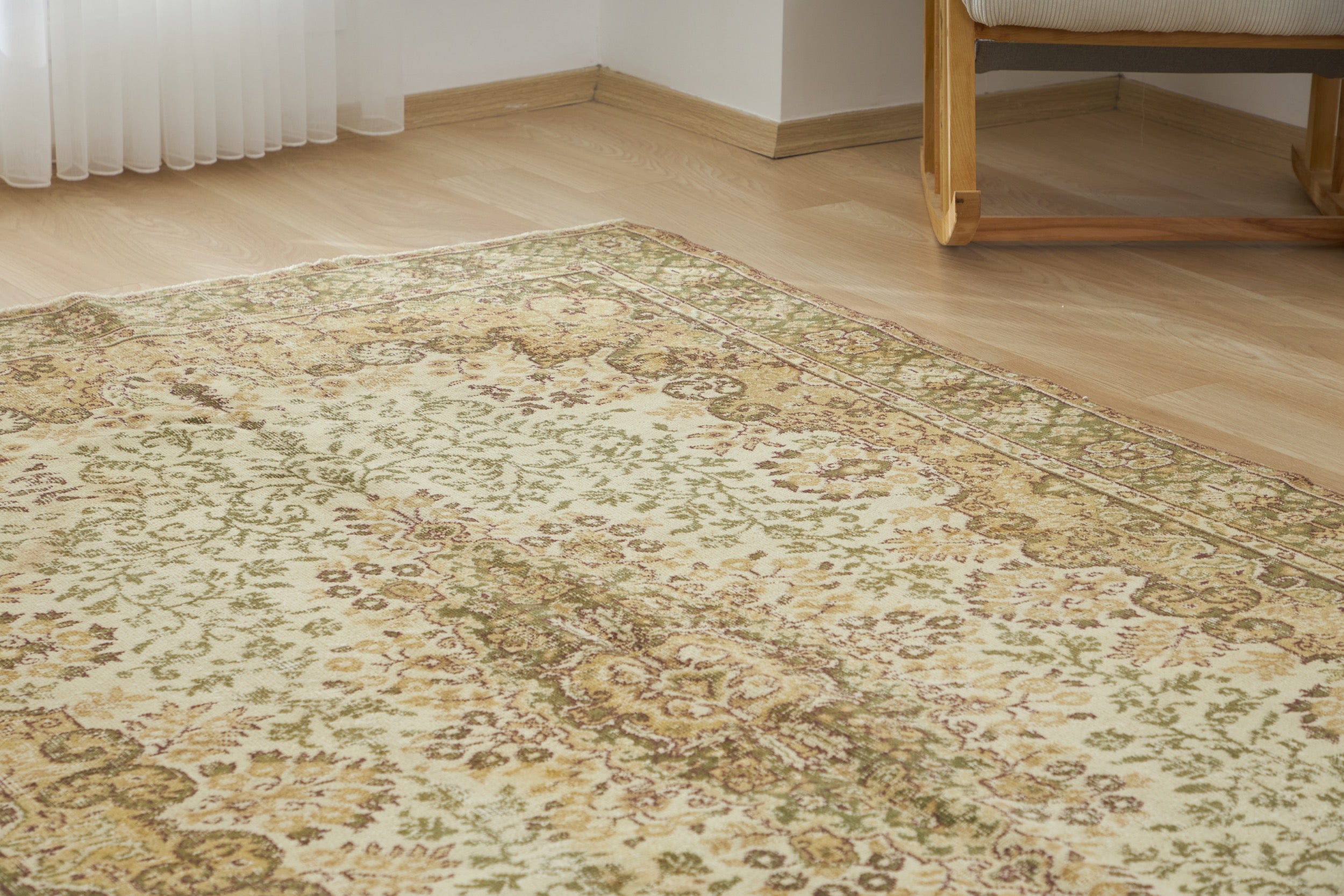 Calendula | Hand-Knotted Rug Tradition | Kuden Rugs