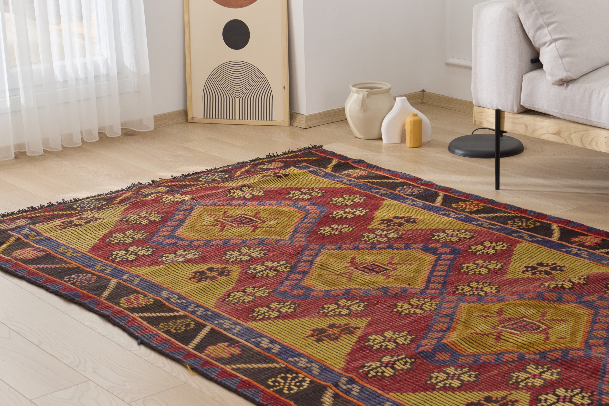 Cloe: A unique Turkish carpet with rich red tones. | Kuden Rugs