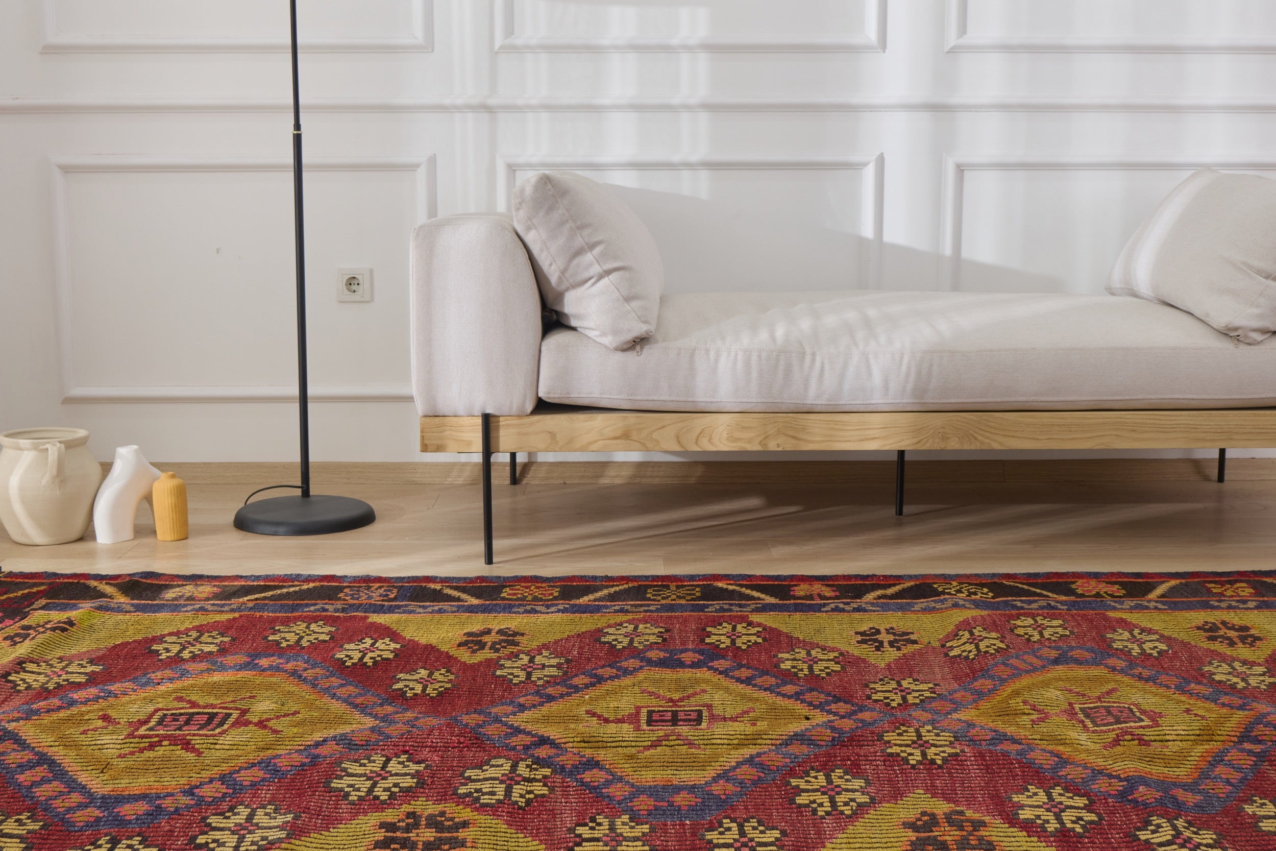 Discover the geometric charm of the Cloe vintage rug. | Kuden Rugs