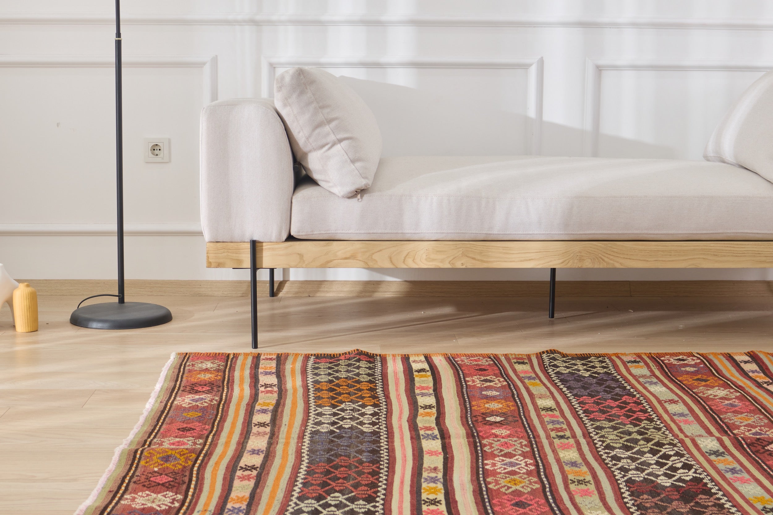 Step into a World of Artistry with Deja, a Low-Pile Turkish Rug | Kuden Rugs