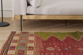 Discover the striking allure of the Destiney vintage rug. | Kuden Rugs